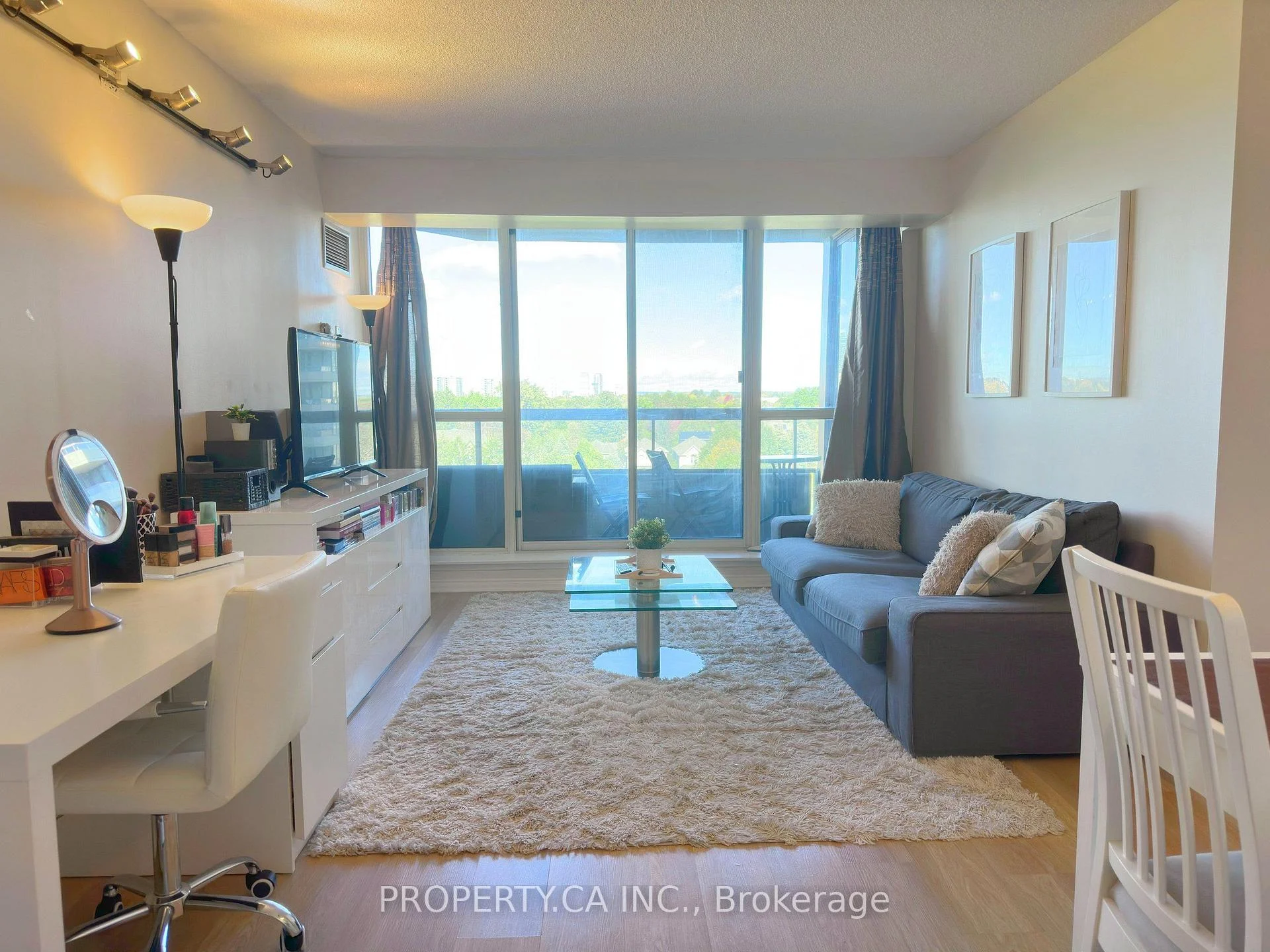 Photo 1 of Unit 701, 91 Townsgate Drive, Vaughan, Crestwood-Springfarm-Yorkhill — HOMEH