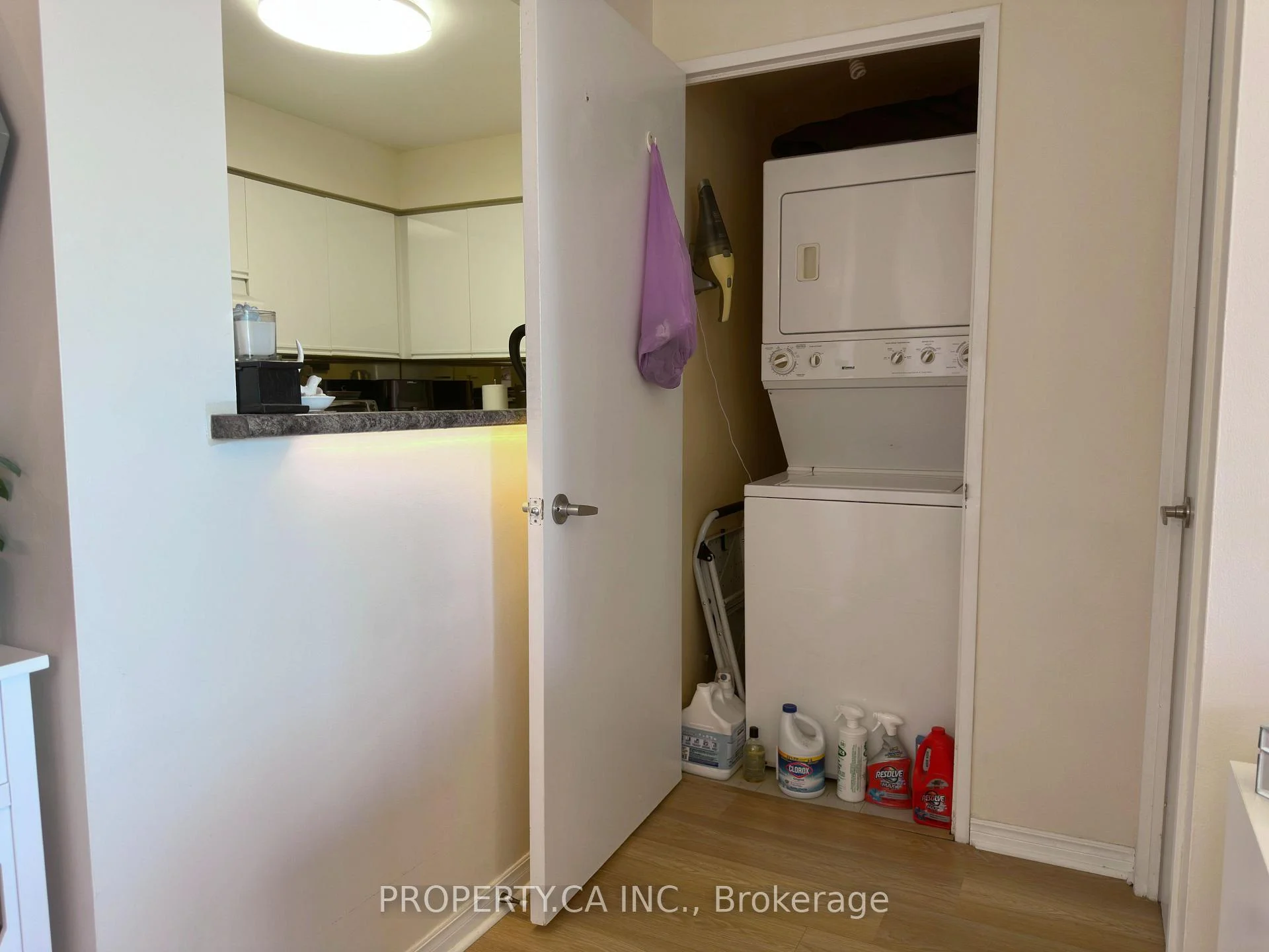 Photo 65 of Unit 701, 91 Townsgate Drive, Vaughan, Crestwood-Springfarm-Yorkhill — HOMEH