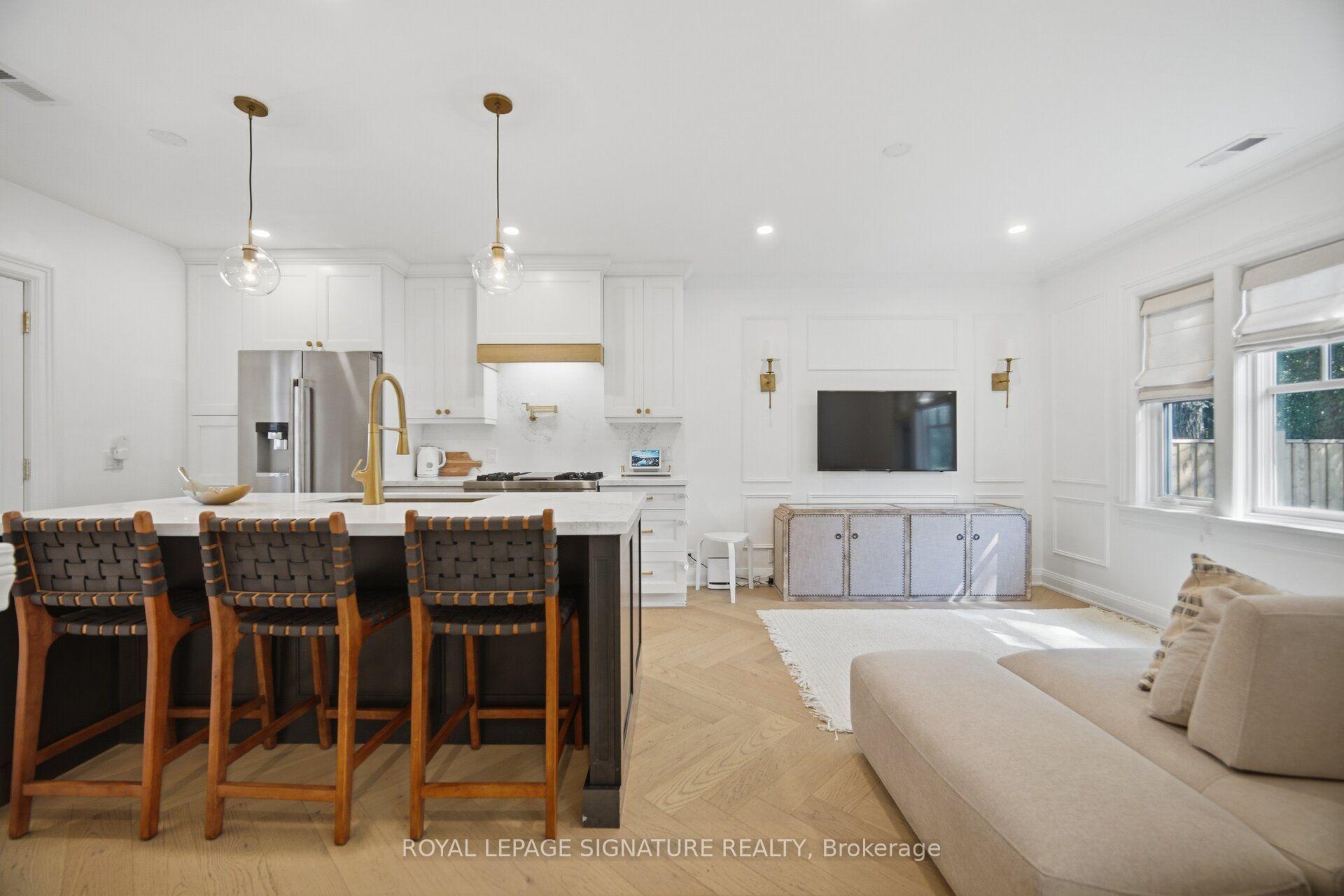 Photo 11 of 2 Wembley Avenue, Etobicoke, Islington-City Centre West — HOMEH