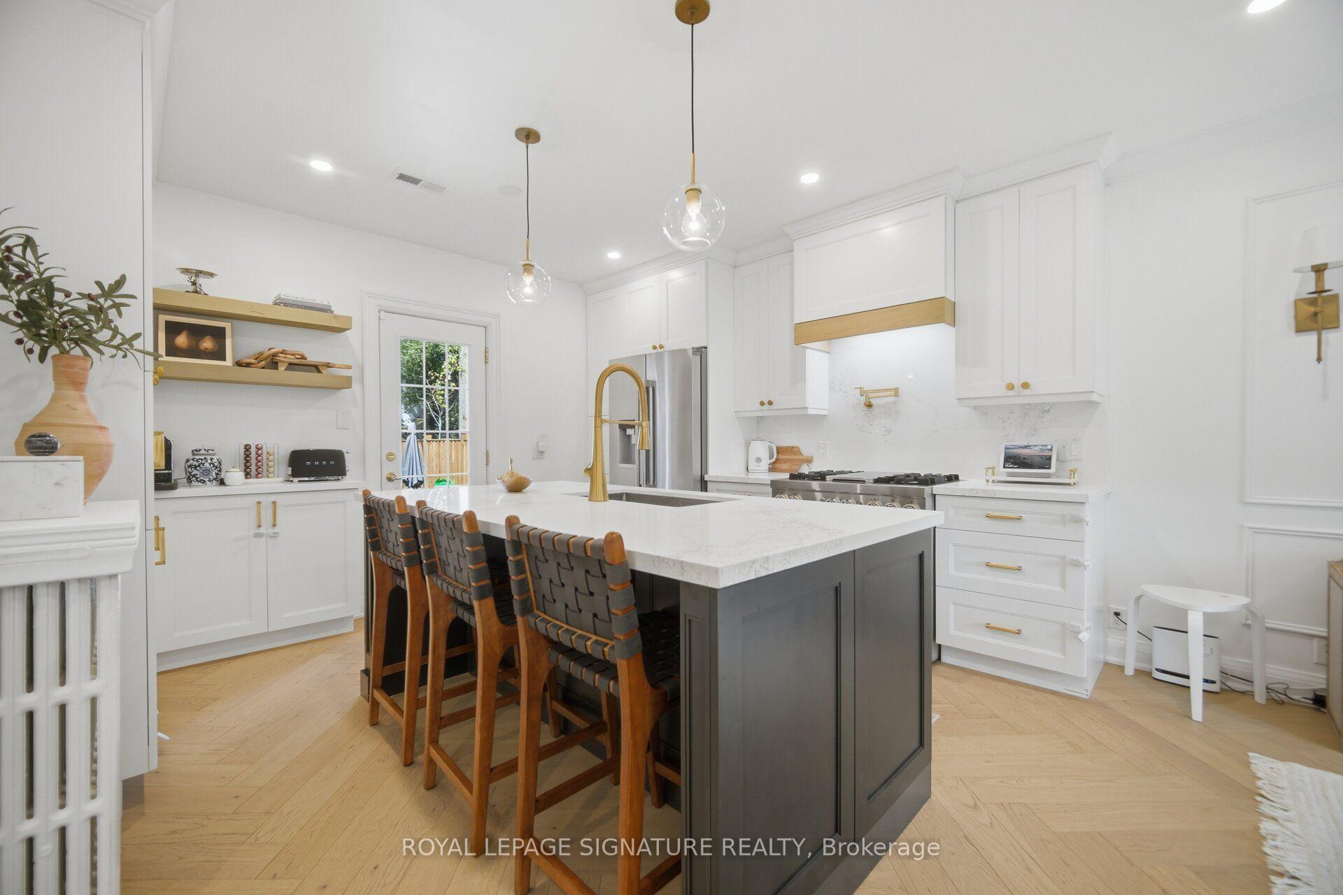 Photo 15 of 2 Wembley Avenue, Etobicoke, Islington-City Centre West — HOMEH