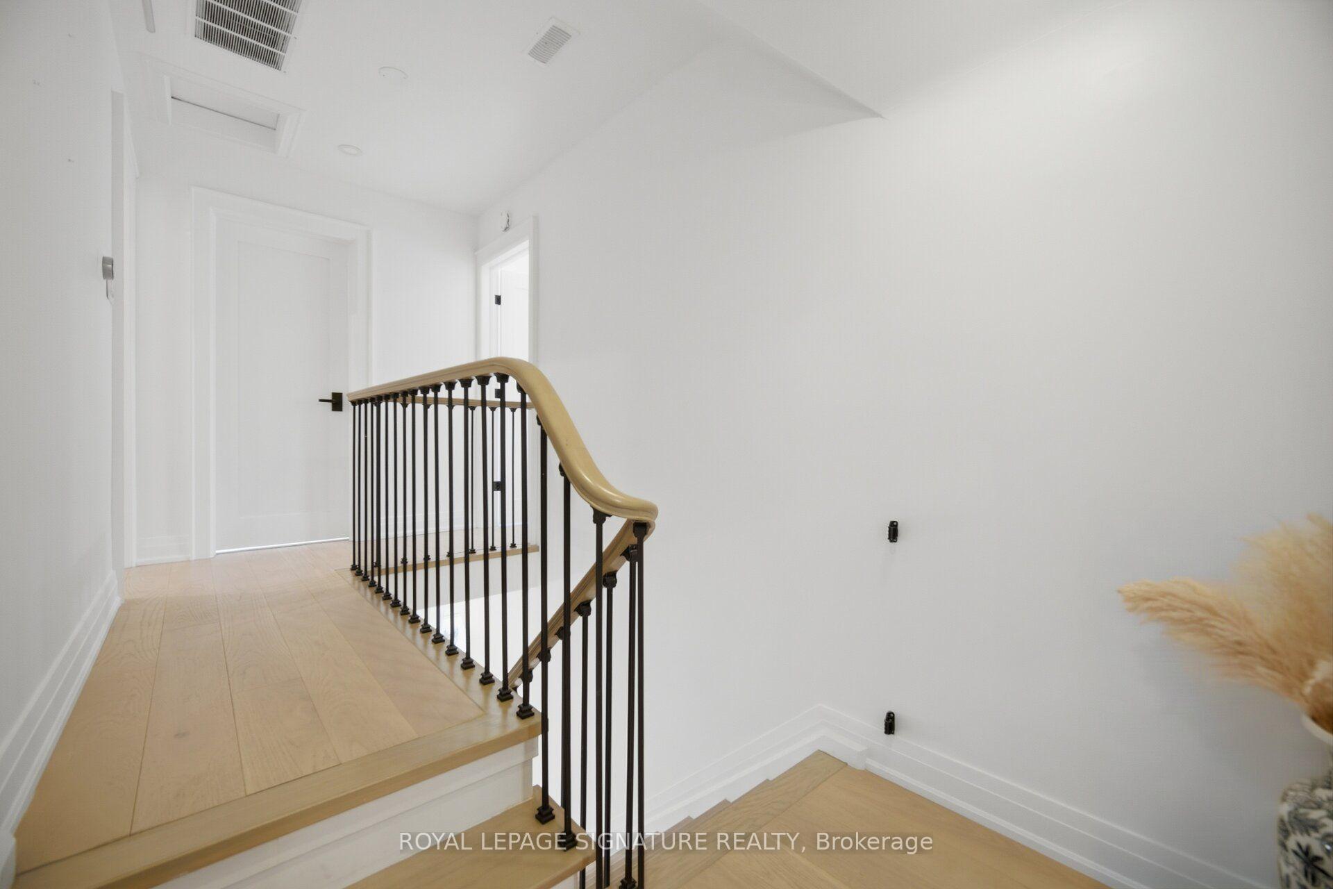 Photo 21 of 2 Wembley Avenue, Etobicoke, Islington-City Centre West — HOMEH
