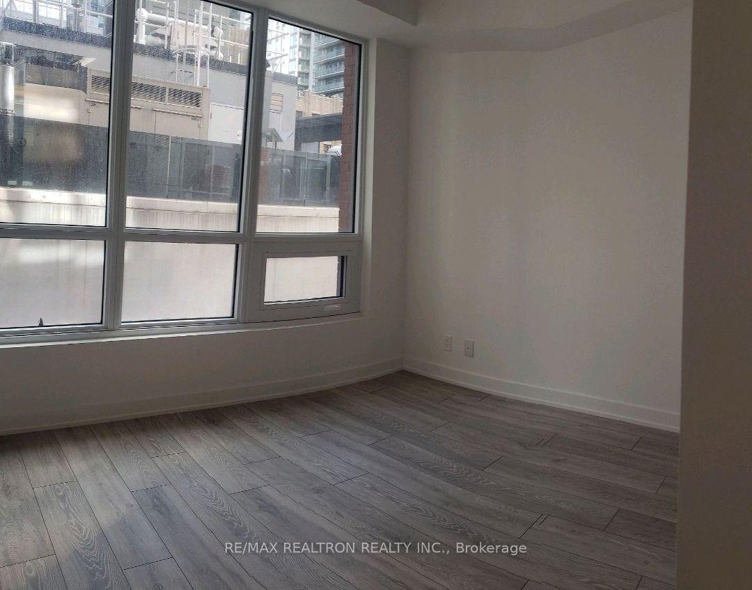 Photo 3 of Unit 815, 108 Peter Street, Toronto, Waterfront Communities — HOMEH