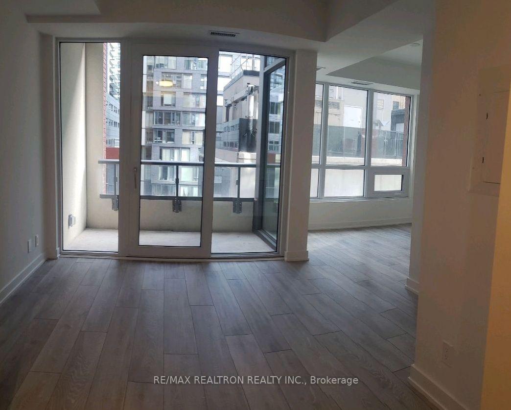 Photo 6 of Unit 815, 108 Peter Street, Toronto, Waterfront Communities — HOMEH