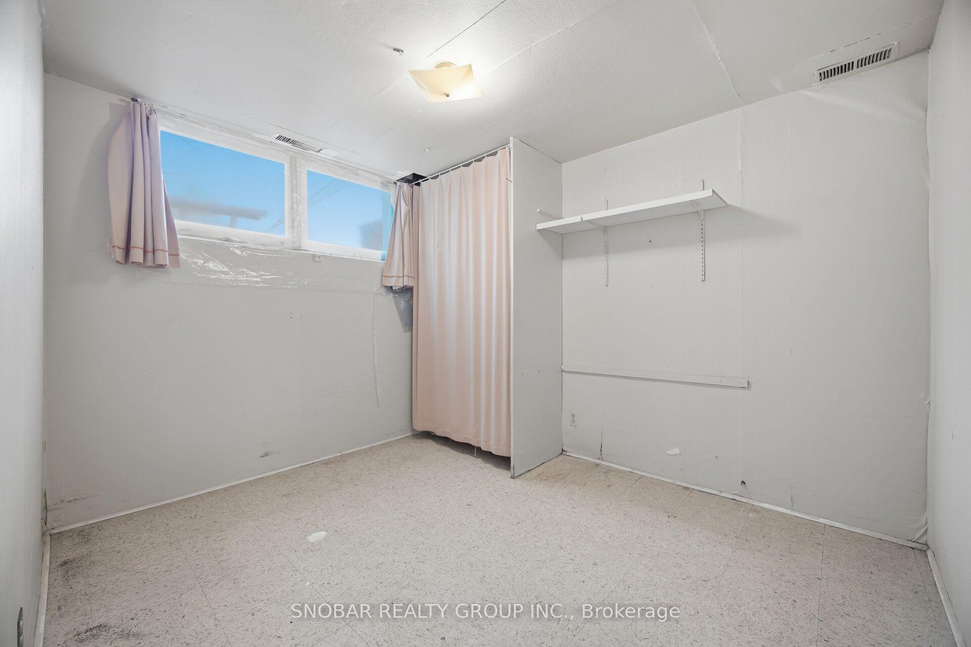 Photo 24 of 3018 O'hagan Drive, Mississauga, Erindale — HOMEH