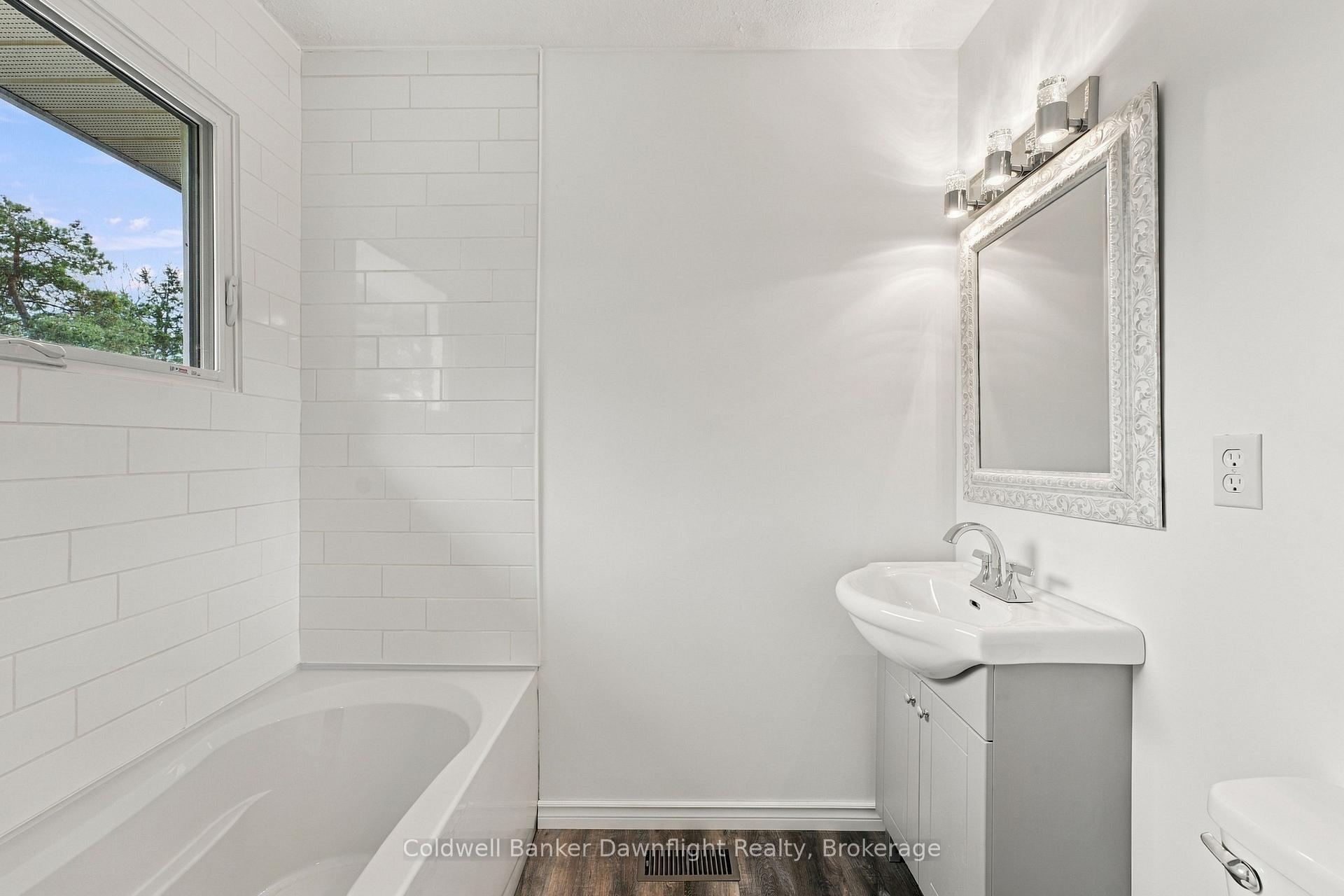 Photo 19 of 72231 Ausable Line, Bluewater, Hensall — HOMEH