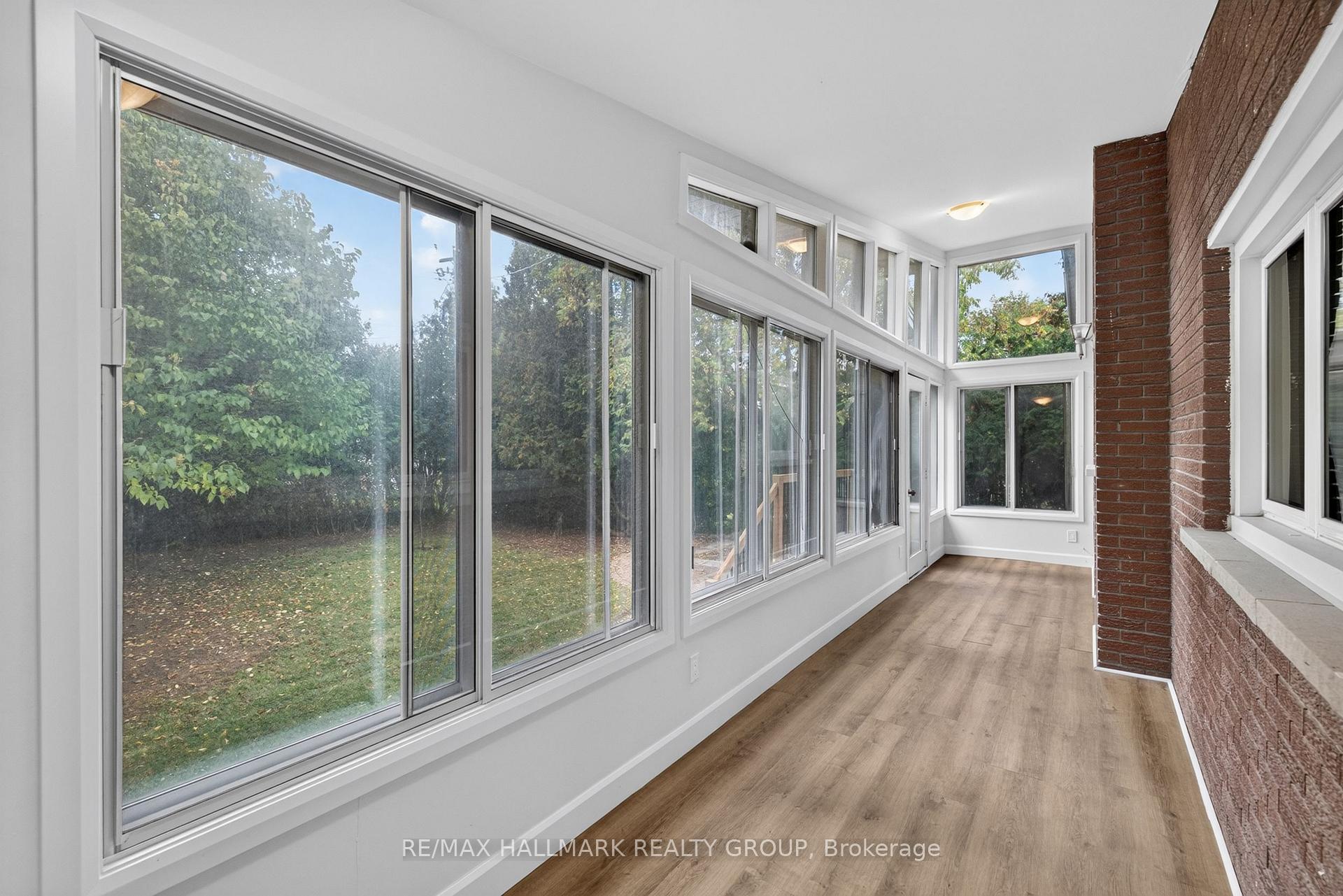 Photo 22 of 114 Meadowlands Drive W, Ottawa, Meadowlands/Crestview — HOMEH