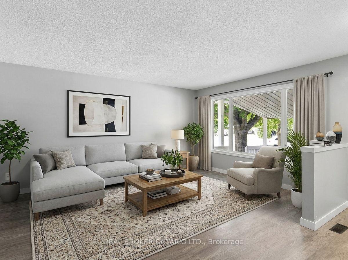 Photo 6 of 74 Helene Crescent, Waterloo, Beechwood — HOMEH