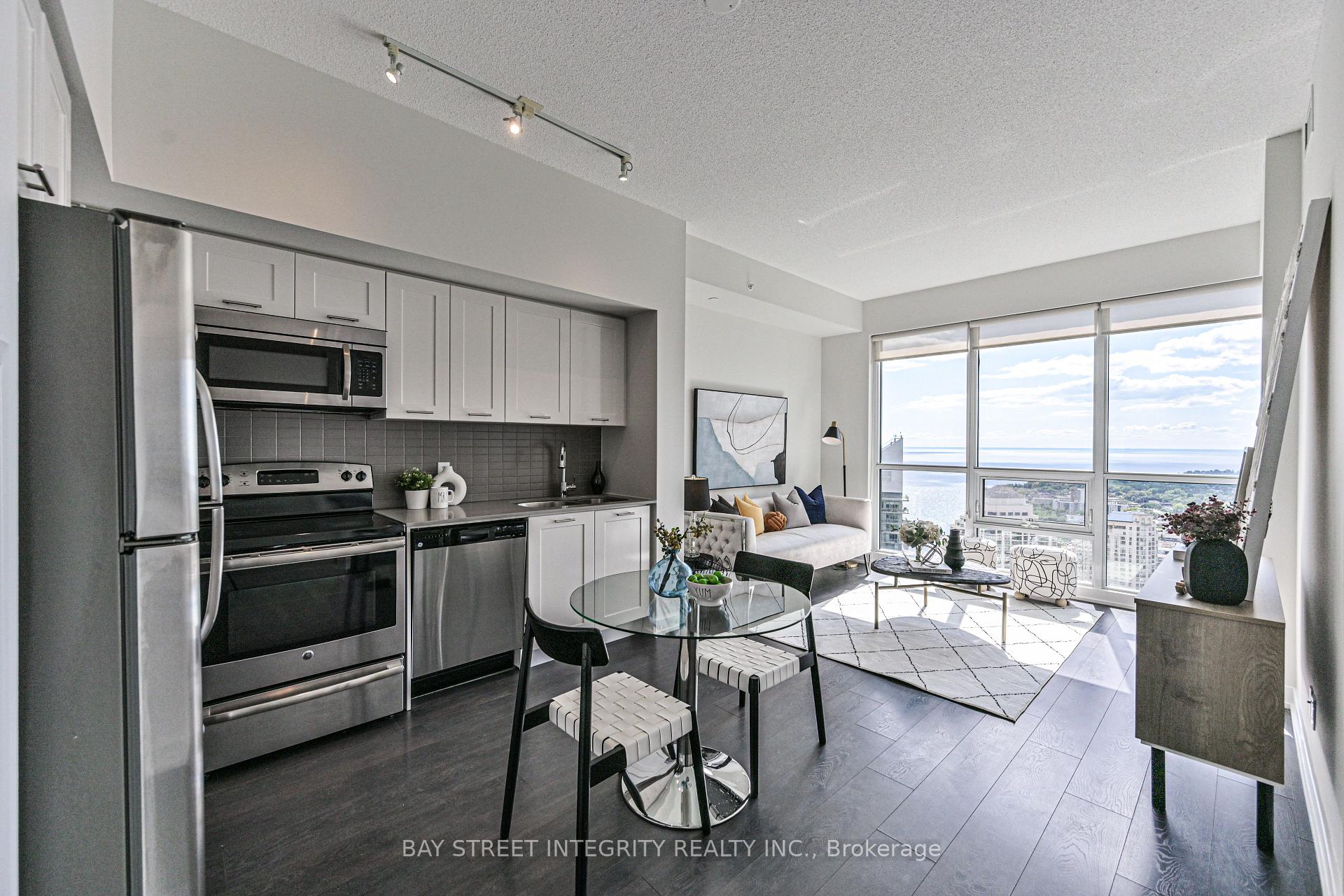 Photo 4 of Unit 4301, 2220 Lakeshore Boulevard W, Etobicoke, Mimico — HOMEH
