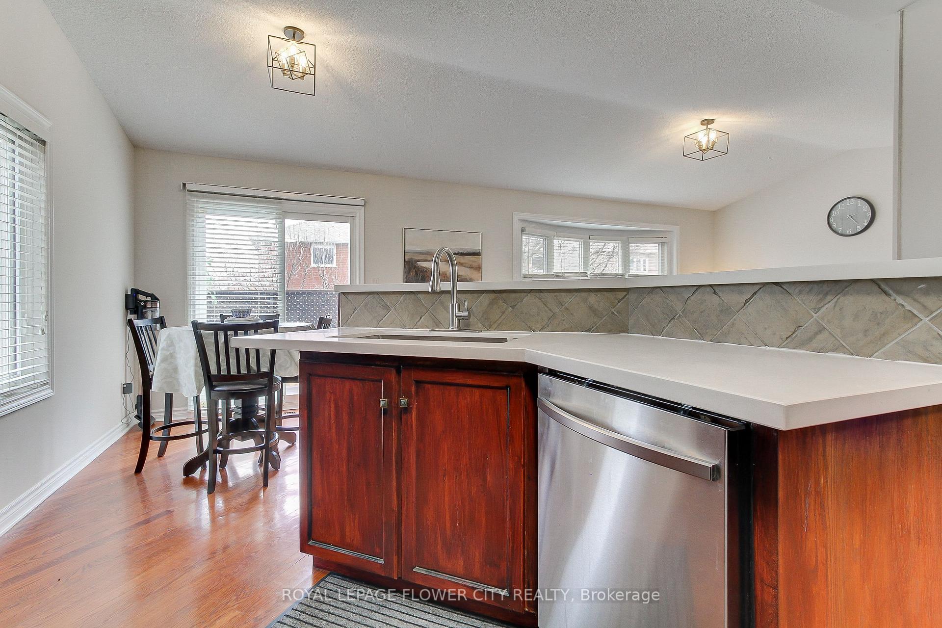 Photo 19 of 6692 Meteor Court, Mississauga, Lisgar — HOMEH