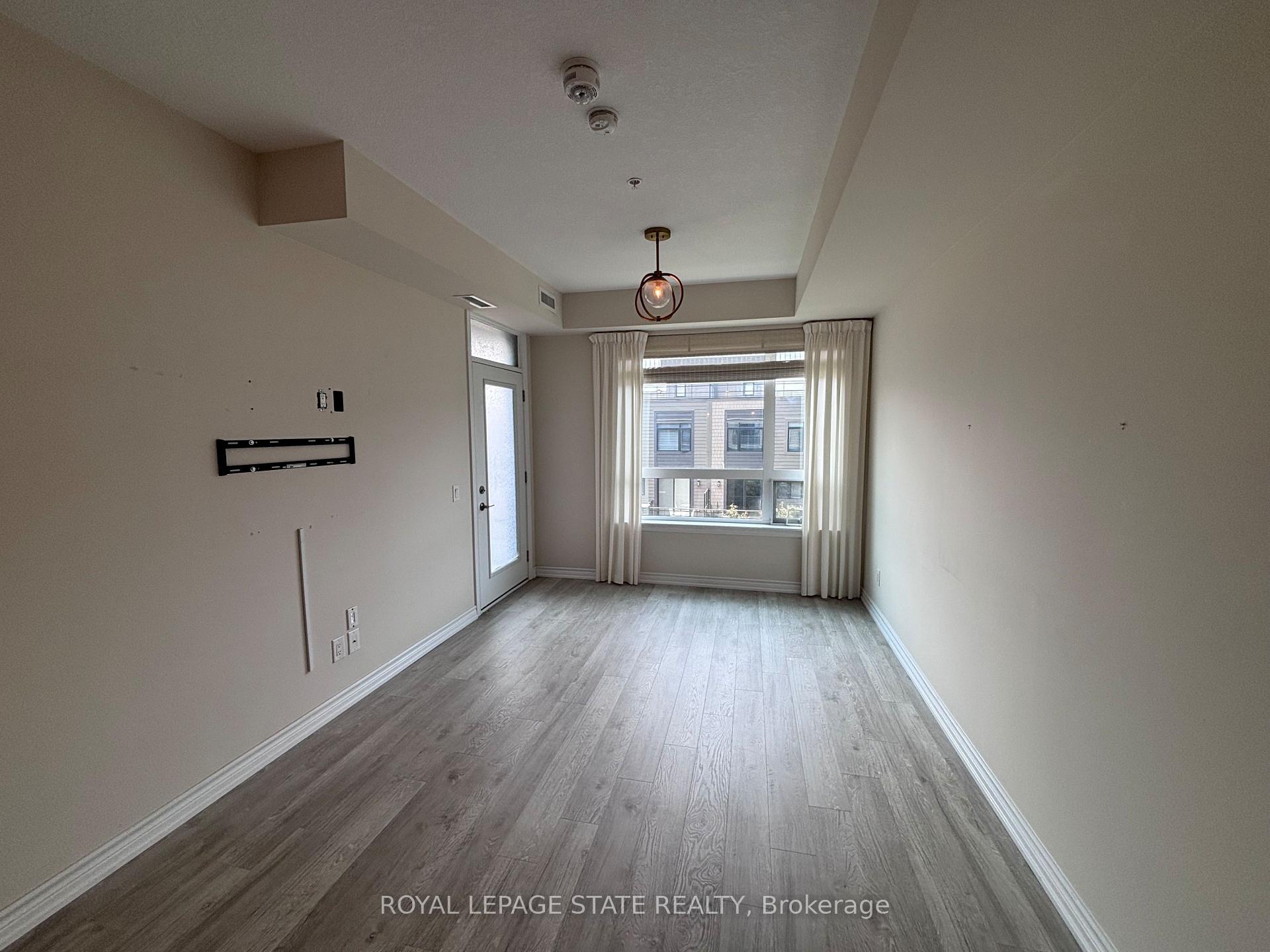 Photo 4 of Unit 309, 40 Esplanade Lane, Grimsby, Grimsby Beach — HOMEH