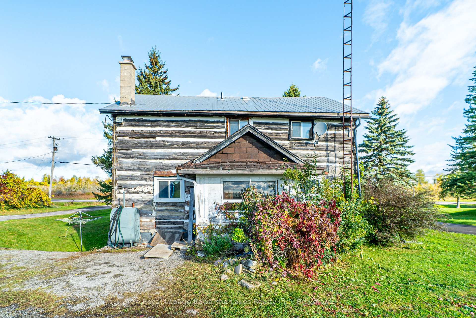 Photo 2 of 76 Long Beach Road, Kawartha Lakes, Fenelon — HOMEH