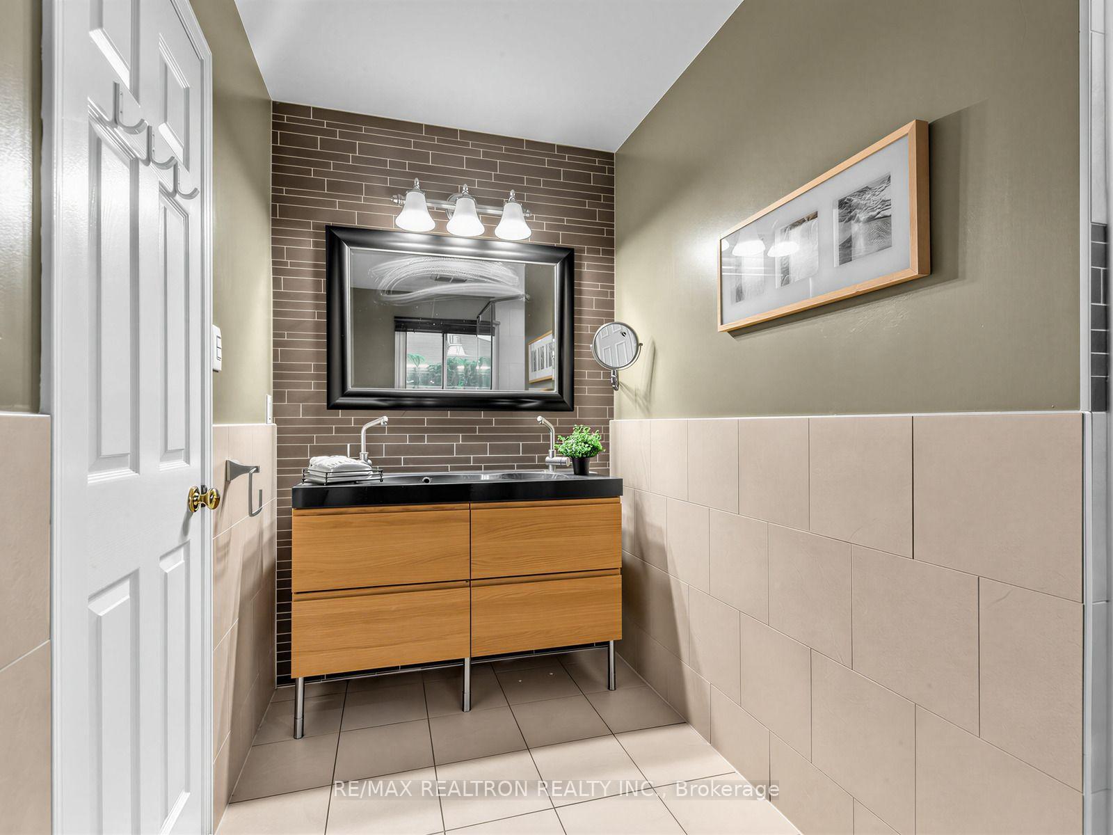 Photo 13 of 328 Salisbury Lane, Newmarket, Bristol-London — HOMEH
