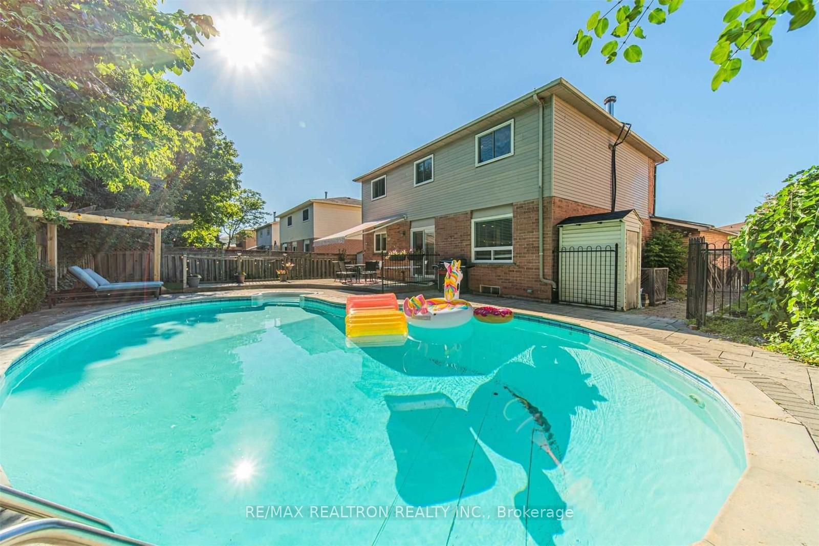Photo 17 of 328 Salisbury Lane, Newmarket, Bristol-London — HOMEH