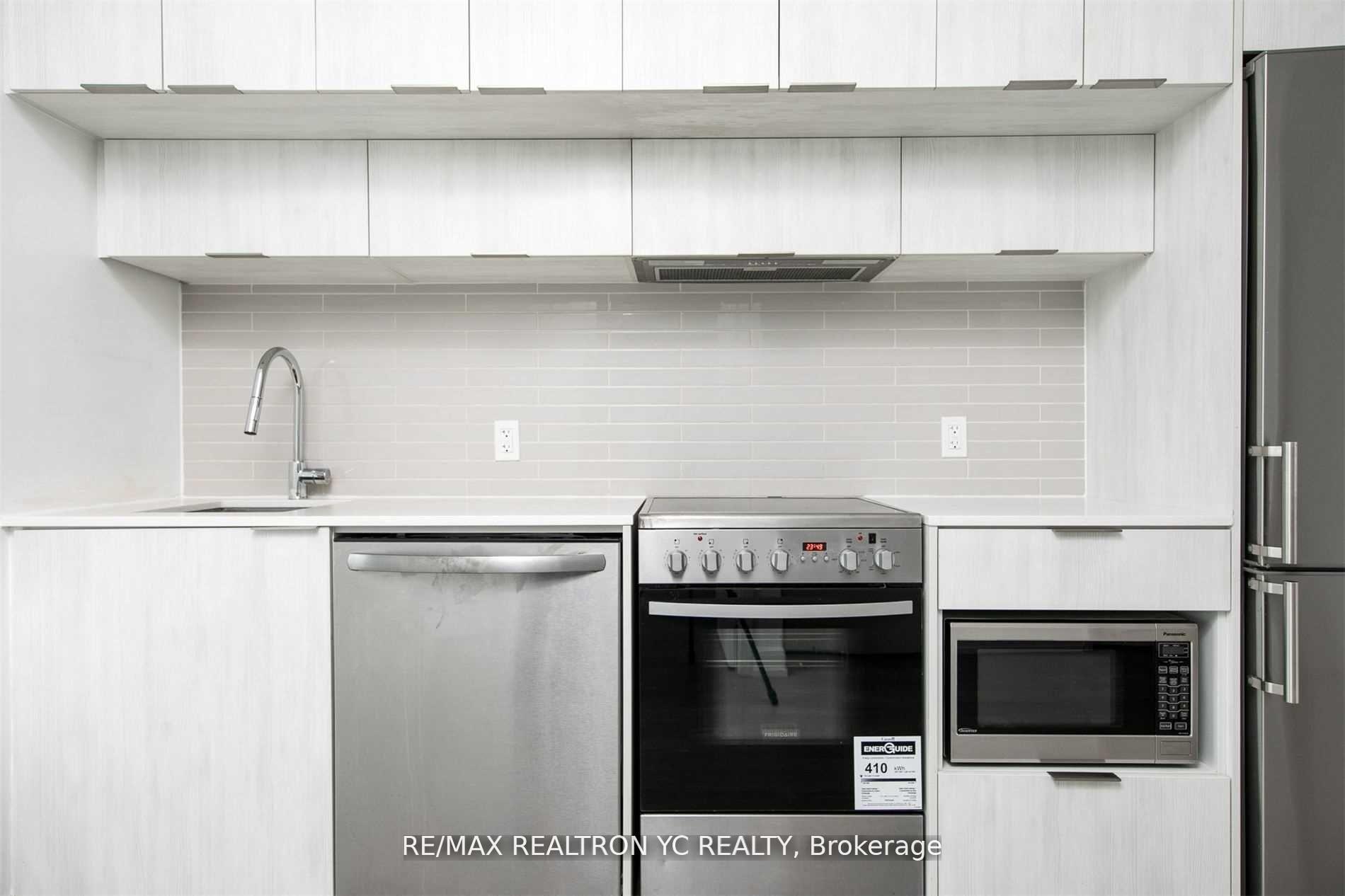 Photo 4 of Unit 4007, 181 Dundas Street E, Toronto, Moss Park — HOMEH