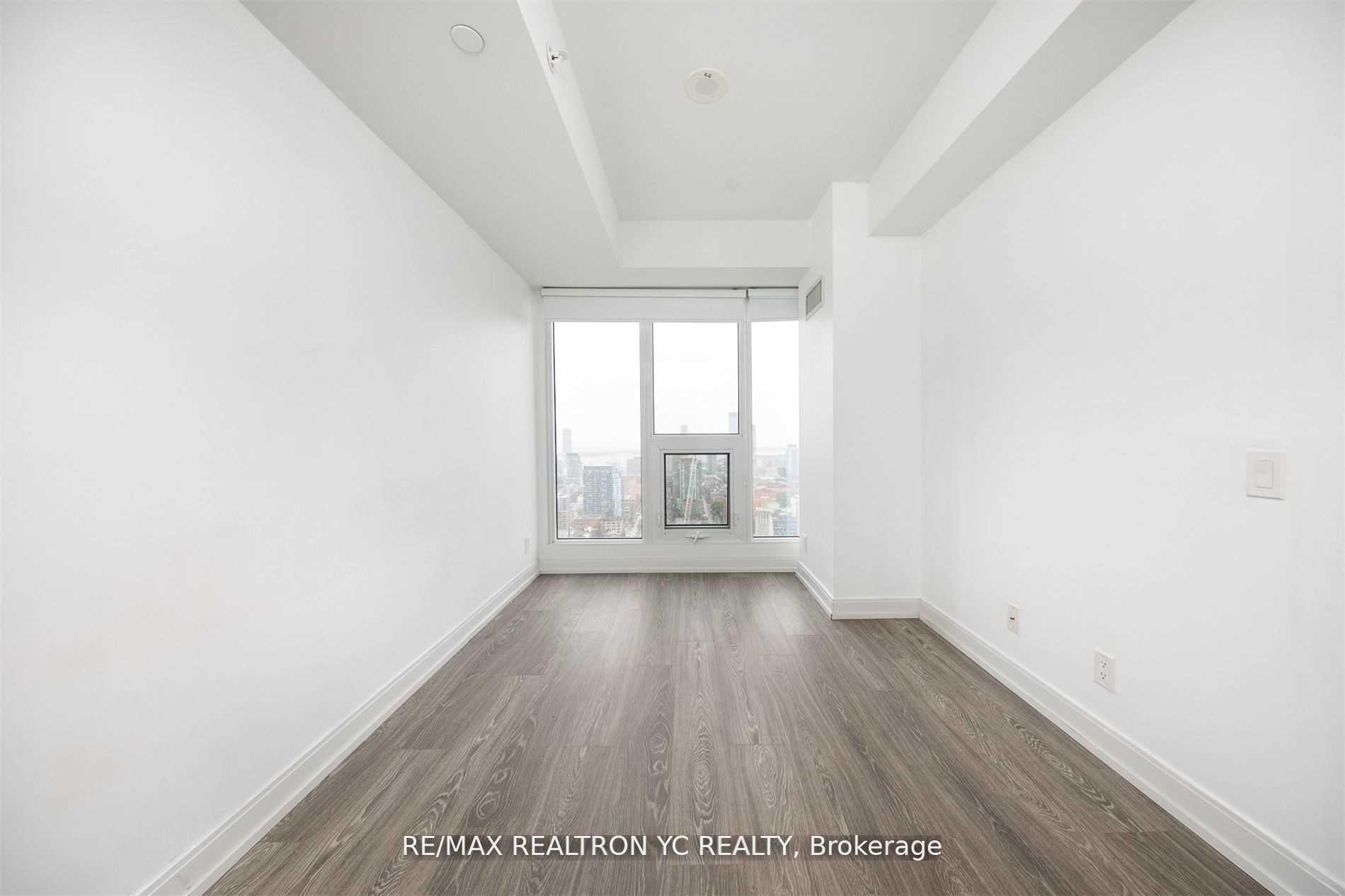Photo 11 of Unit 4007, 181 Dundas Street E, Toronto, Moss Park — HOMEH