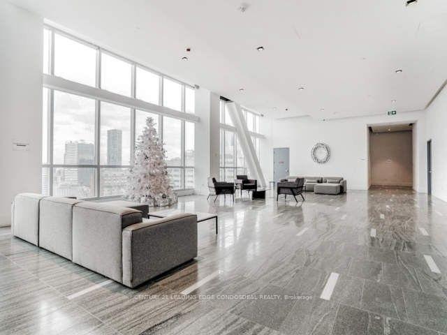 Photo 8 of Unit 2312, 488 University Avenue, Toronto, University — HOMEH