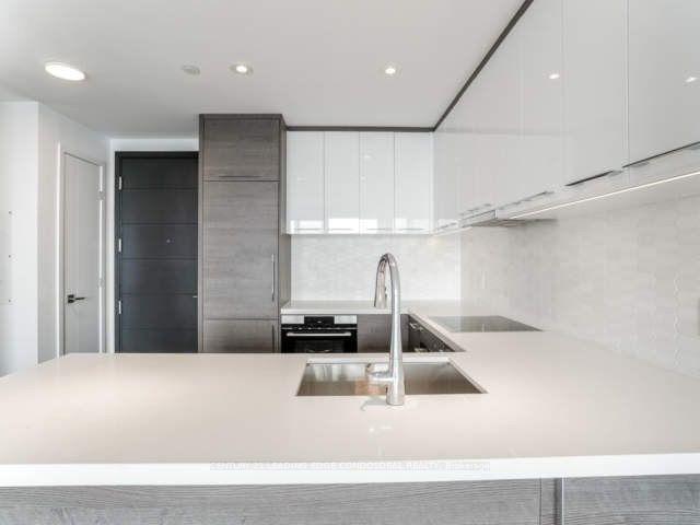 Photo 11 of Unit 2312, 488 University Avenue, Toronto, University — HOMEH