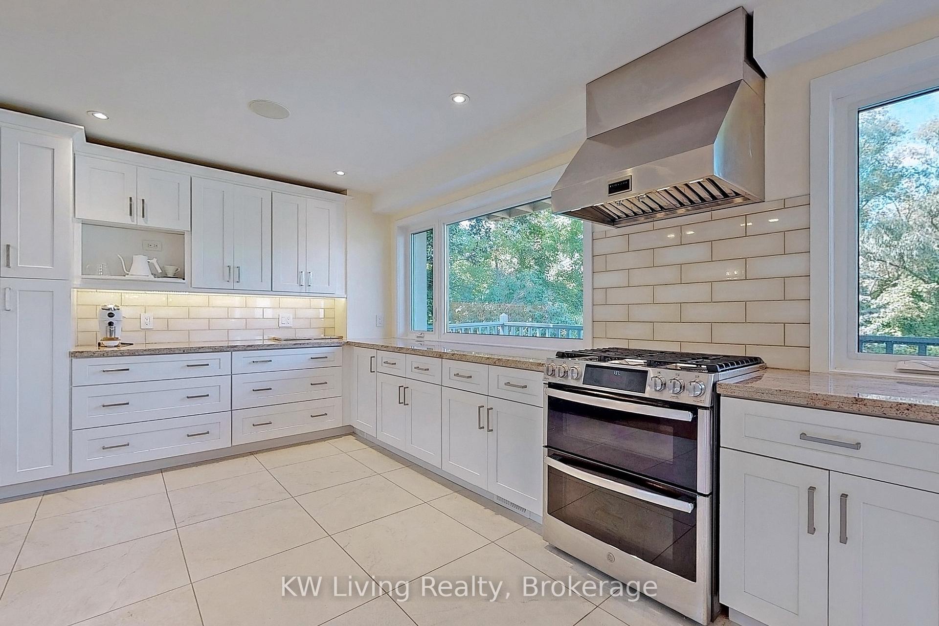 Photo 10 of 1280 Watersedge Road, Mississauga, Clarkson — HOMEH