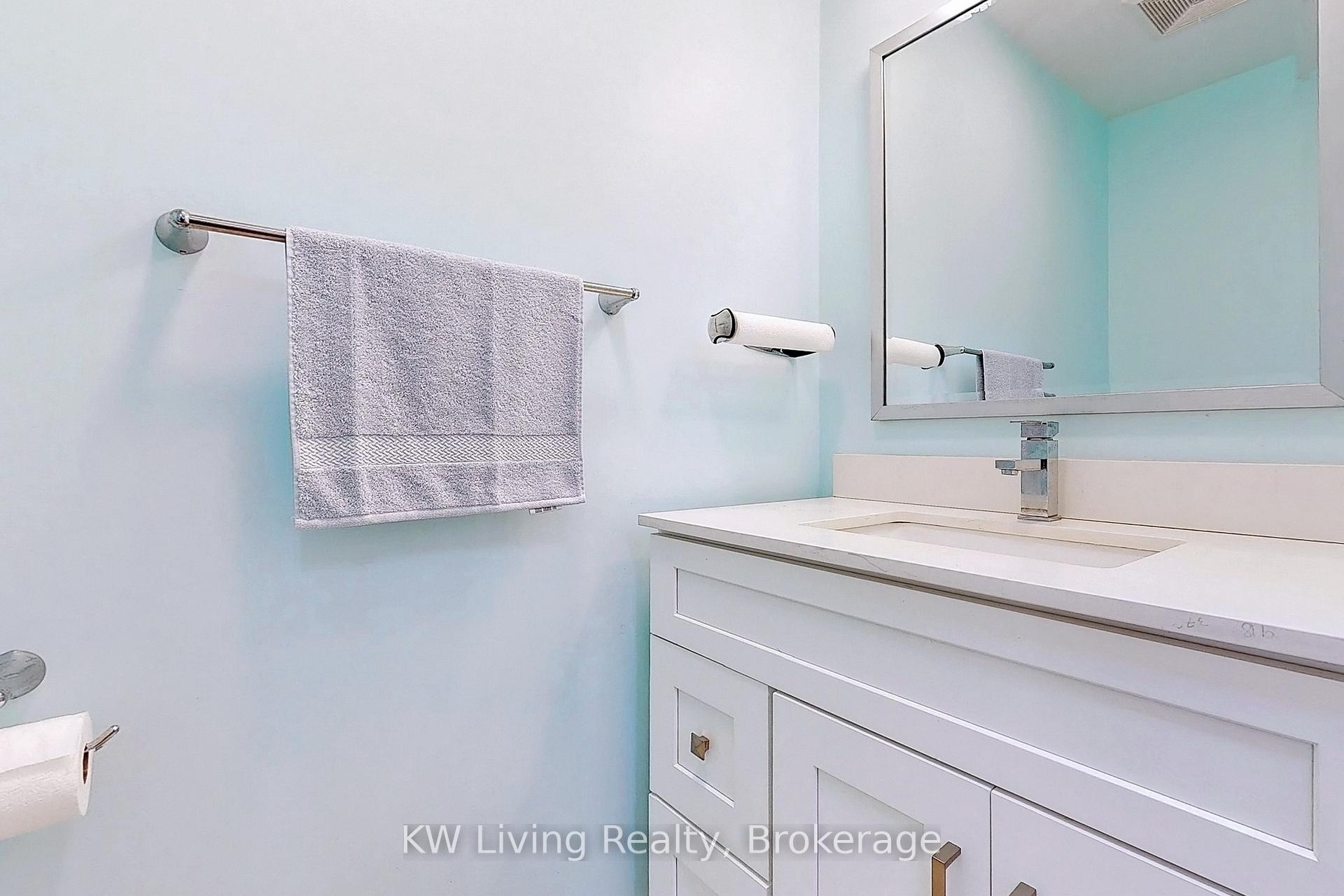 Photo 19 of 1280 Watersedge Road, Mississauga, Clarkson — HOMEH
