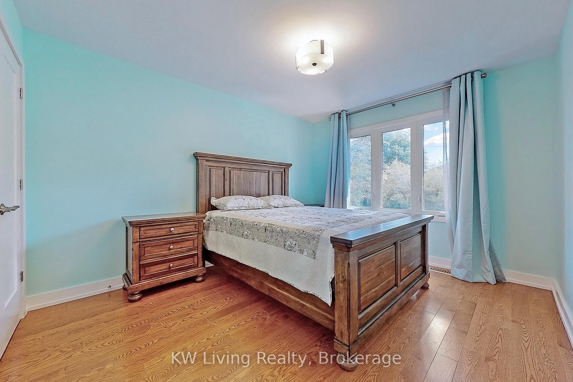 Photo 28 of 1280 Watersedge Road, Mississauga, Clarkson — HOMEH