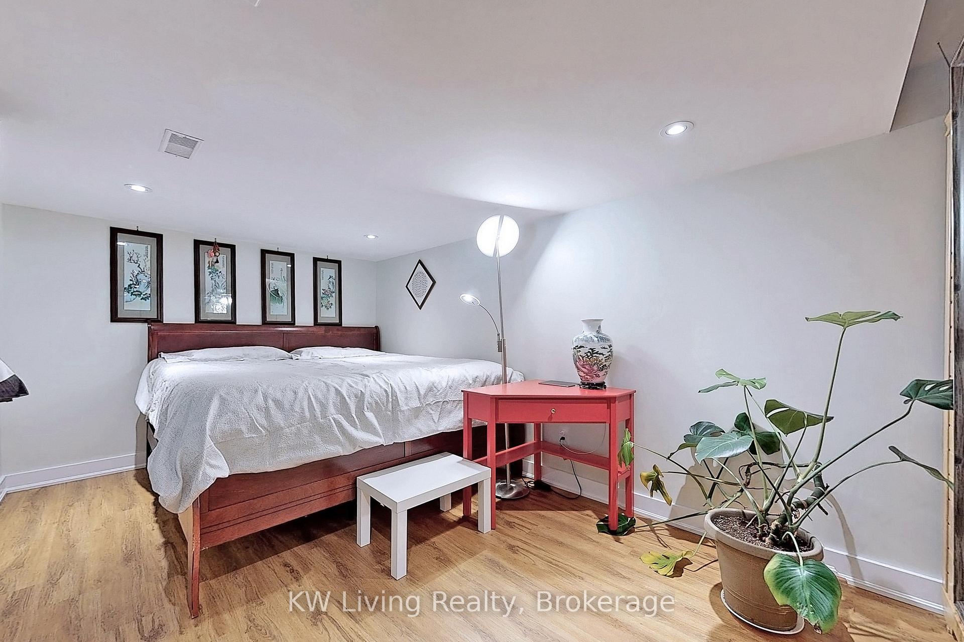 Photo 38 of 1280 Watersedge Road, Mississauga, Clarkson — HOMEH