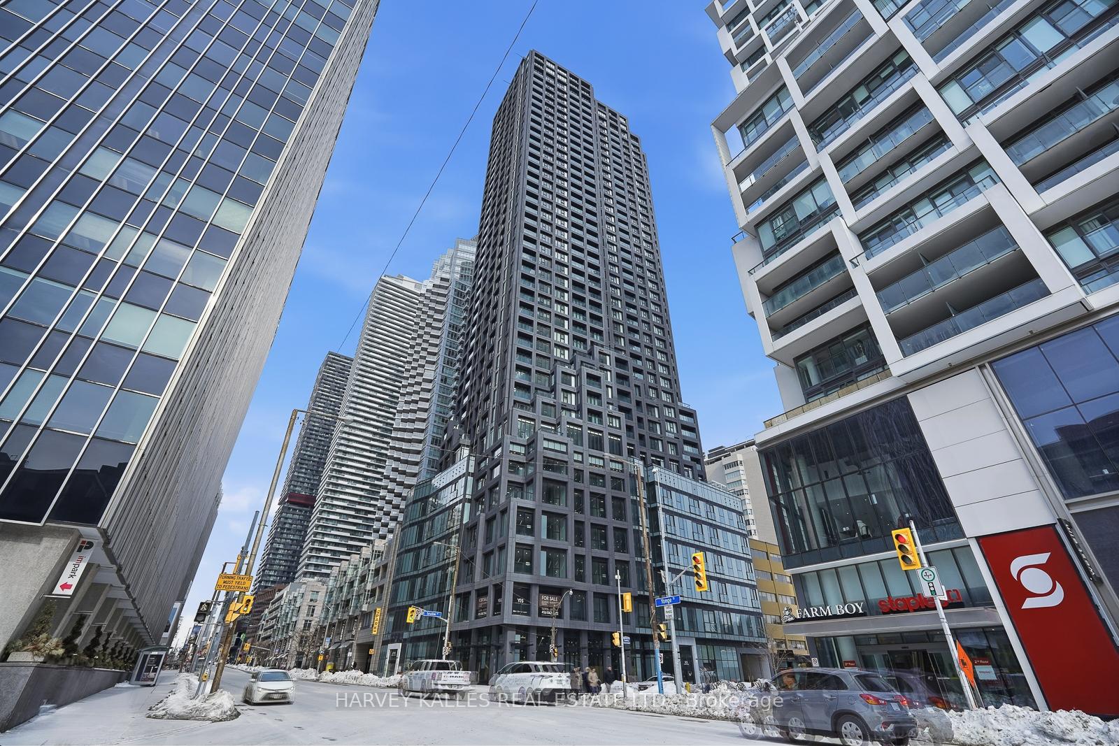 Front of Unit 3007, 20 Soudan Avenue