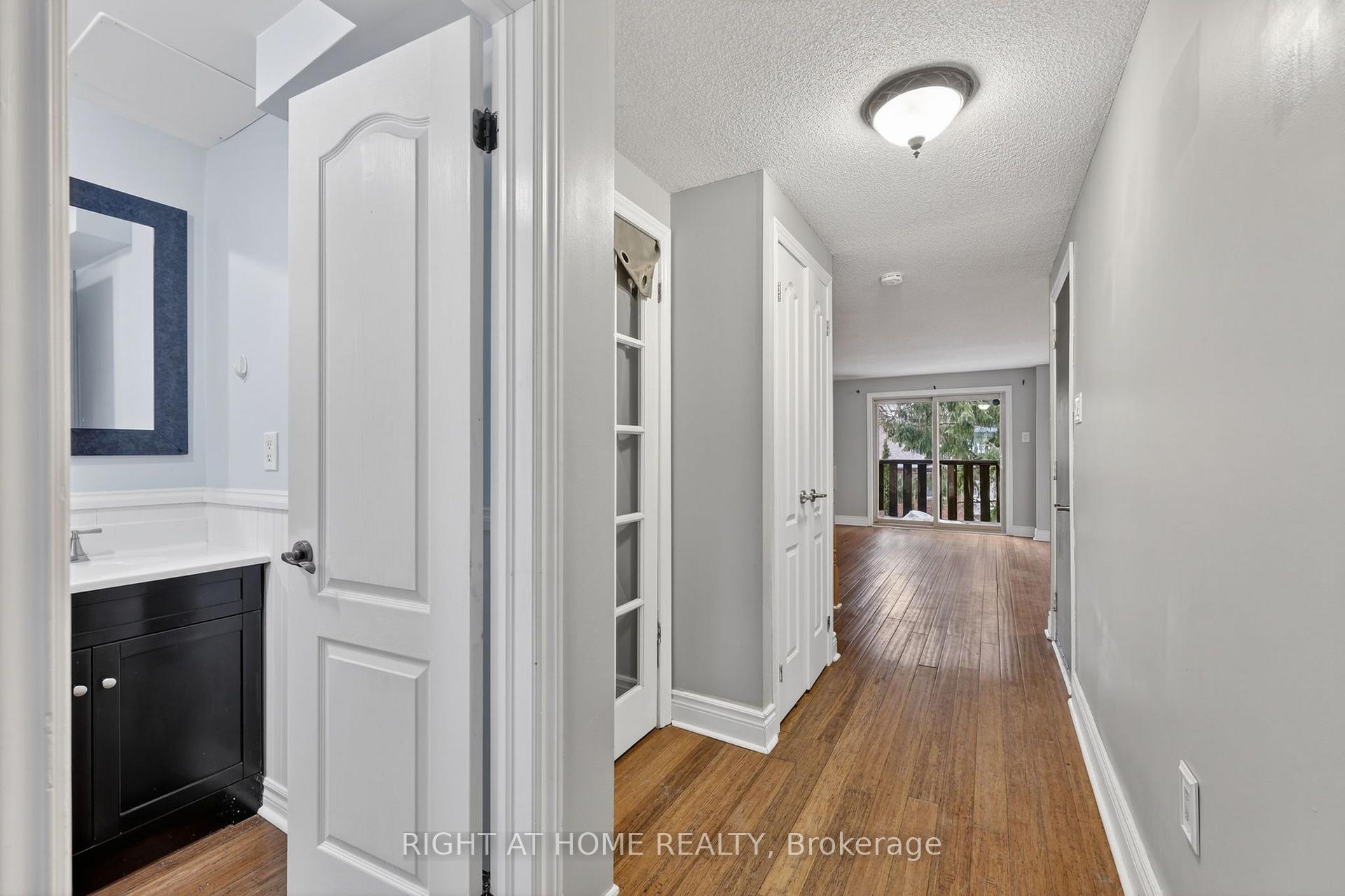 Photo 3 of Unit 10, 32 Sawmill Road, Barrie, Ardagh — HOMEH