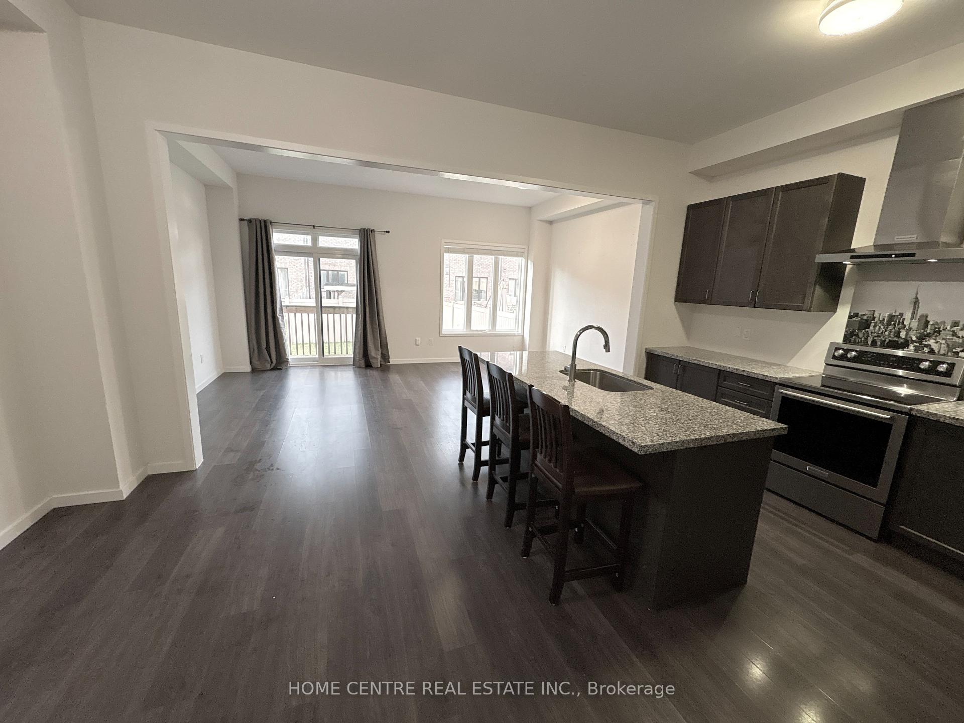 Photo 5 of 393 Elyse Court, Aurora, Bayview Northeast — HOMEH