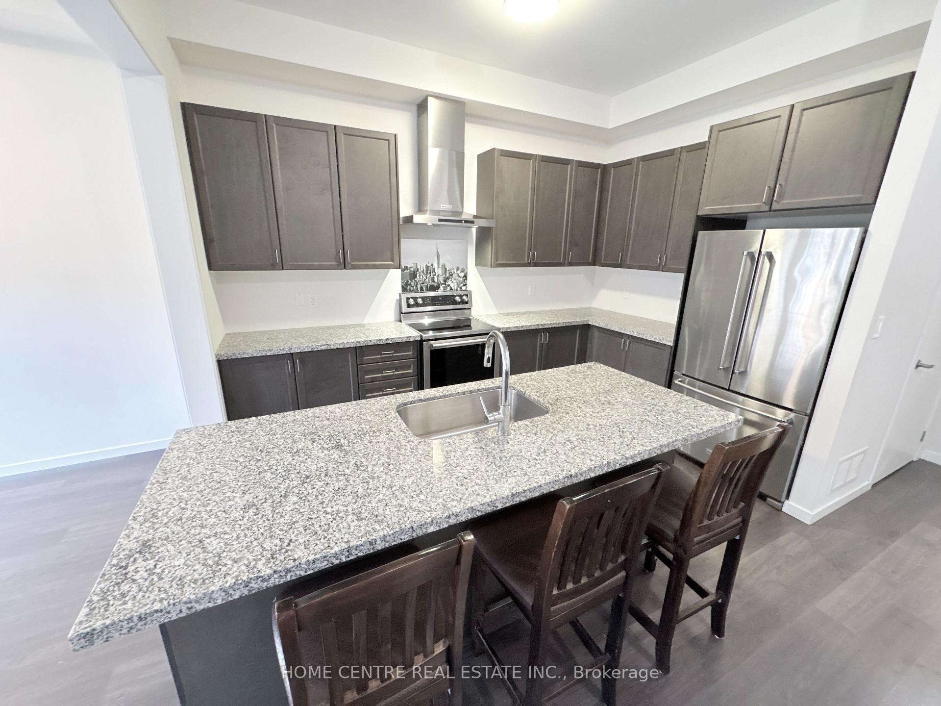 Photo 6 of 393 Elyse Court, Aurora, Bayview Northeast — HOMEH
