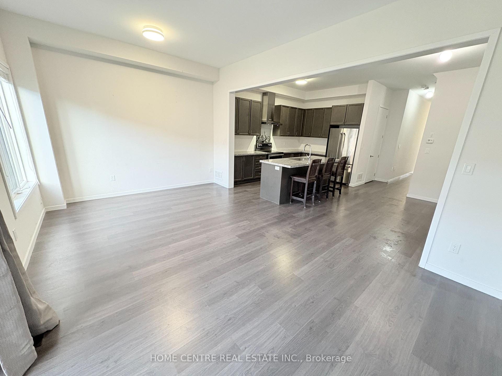 Photo 7 of 393 Elyse Court, Aurora, Bayview Northeast — HOMEH