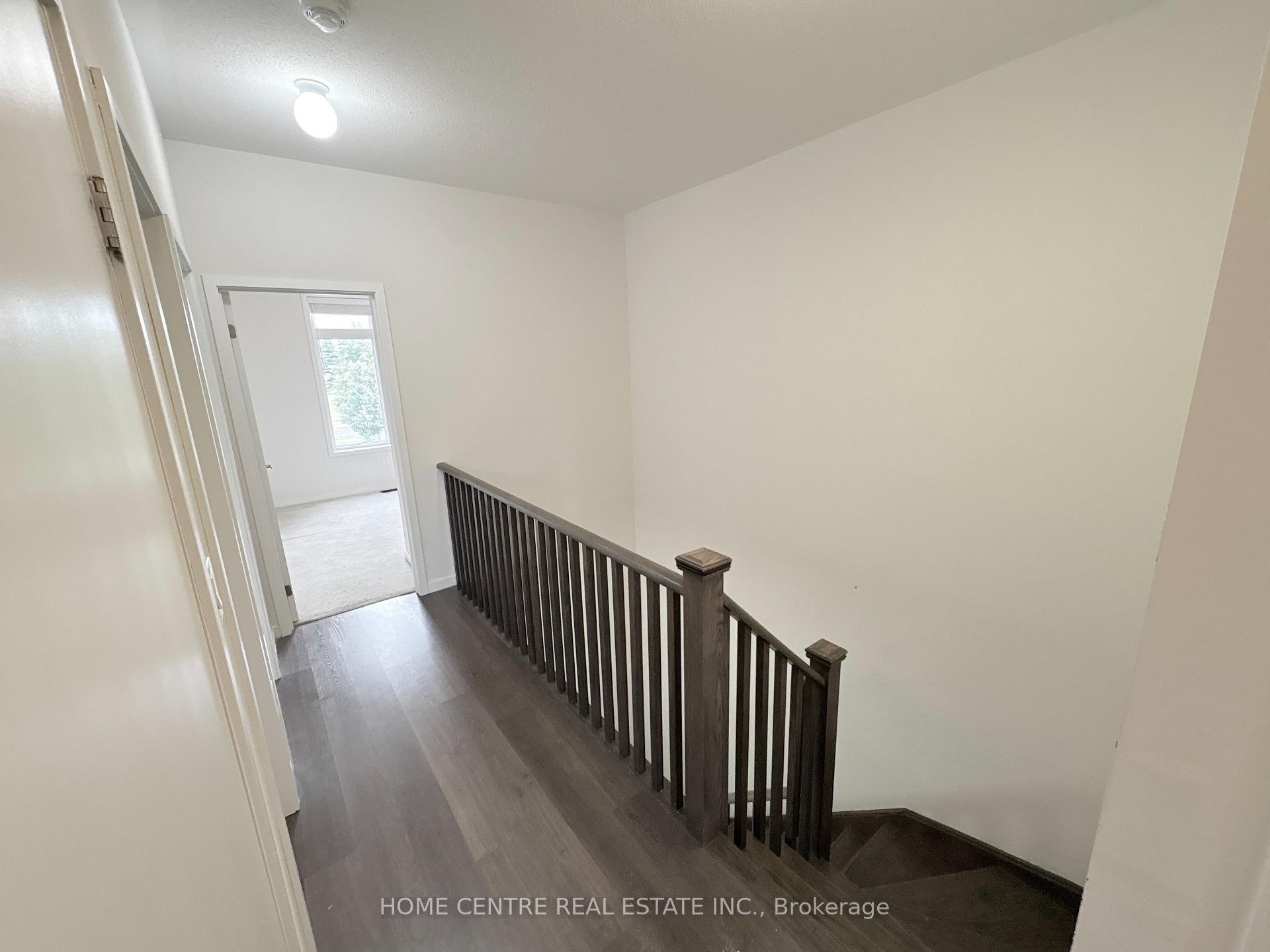 Photo 8 of 393 Elyse Court, Aurora, Bayview Northeast — HOMEH