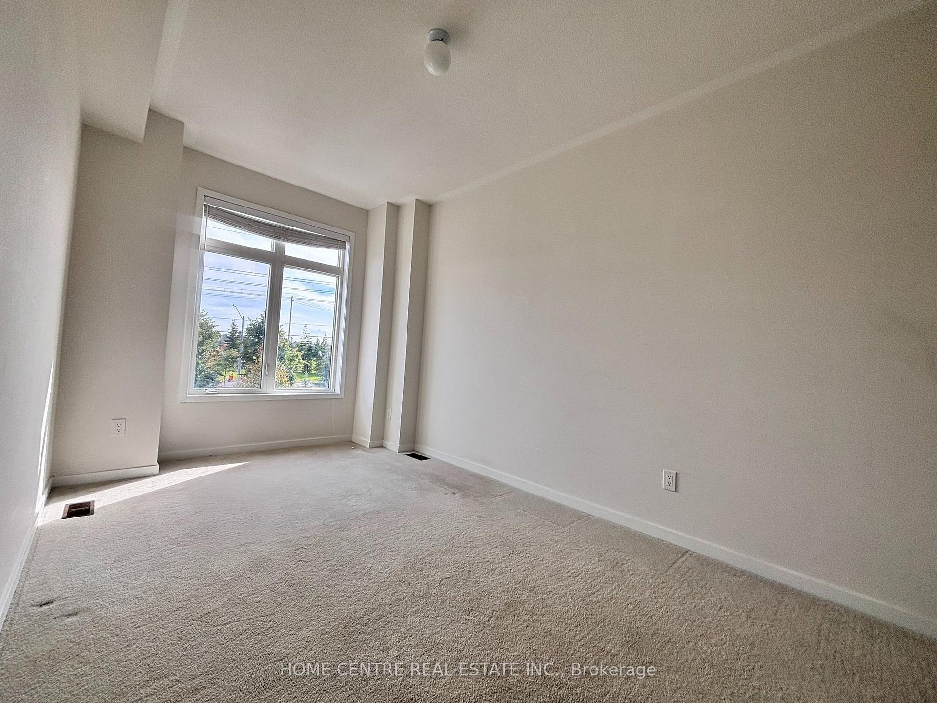 Photo 12 of 393 Elyse Court, Aurora, Bayview Northeast — HOMEH