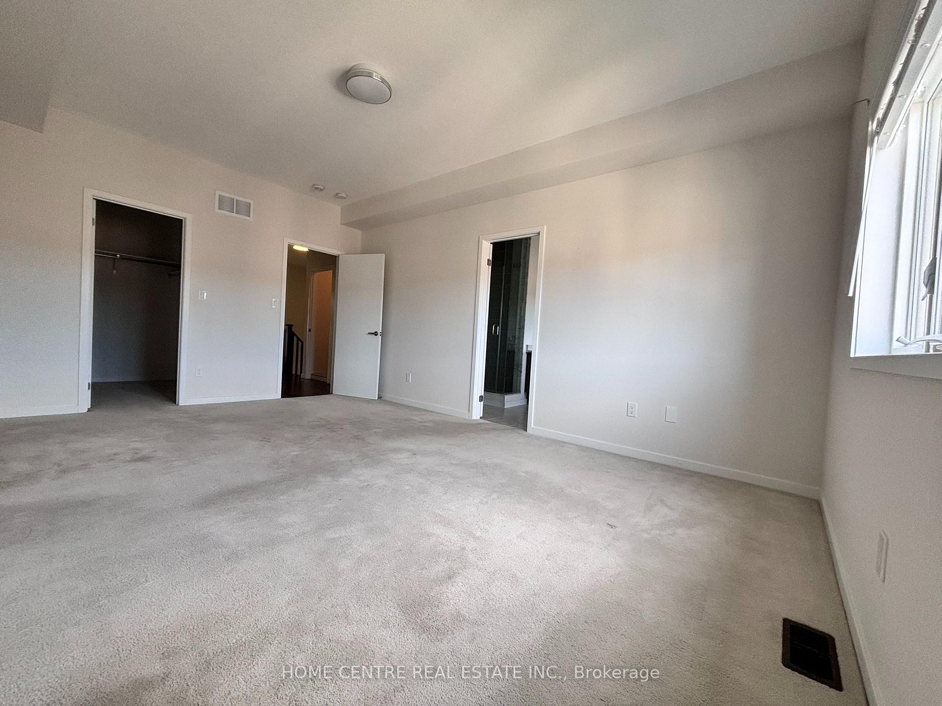 Photo 15 of 393 Elyse Court, Aurora, Bayview Northeast — HOMEH