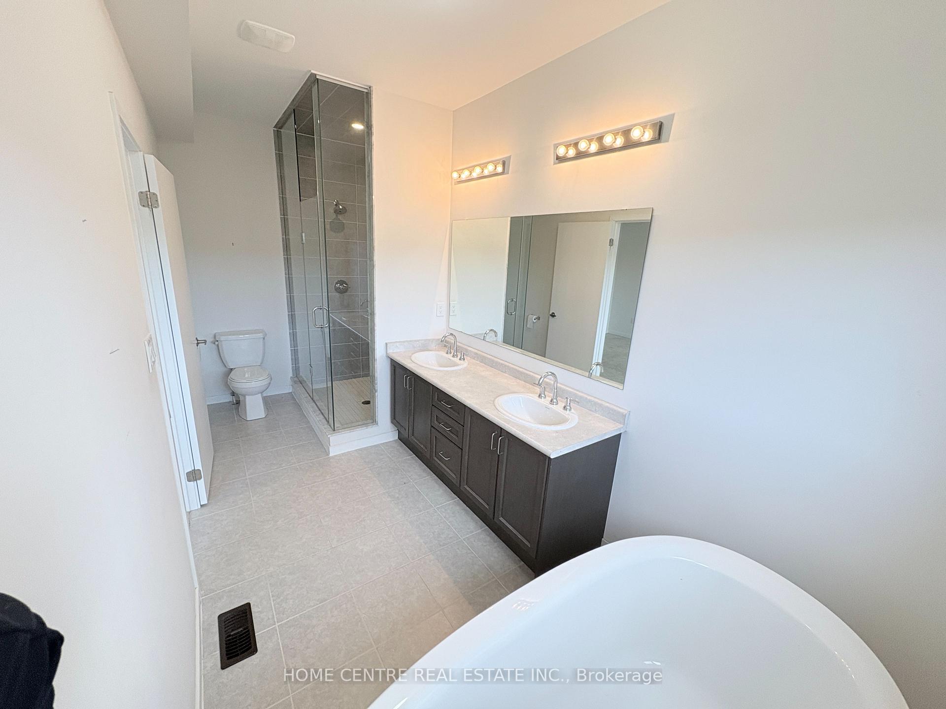 Photo 19 of 393 Elyse Court, Aurora, Bayview Northeast — HOMEH