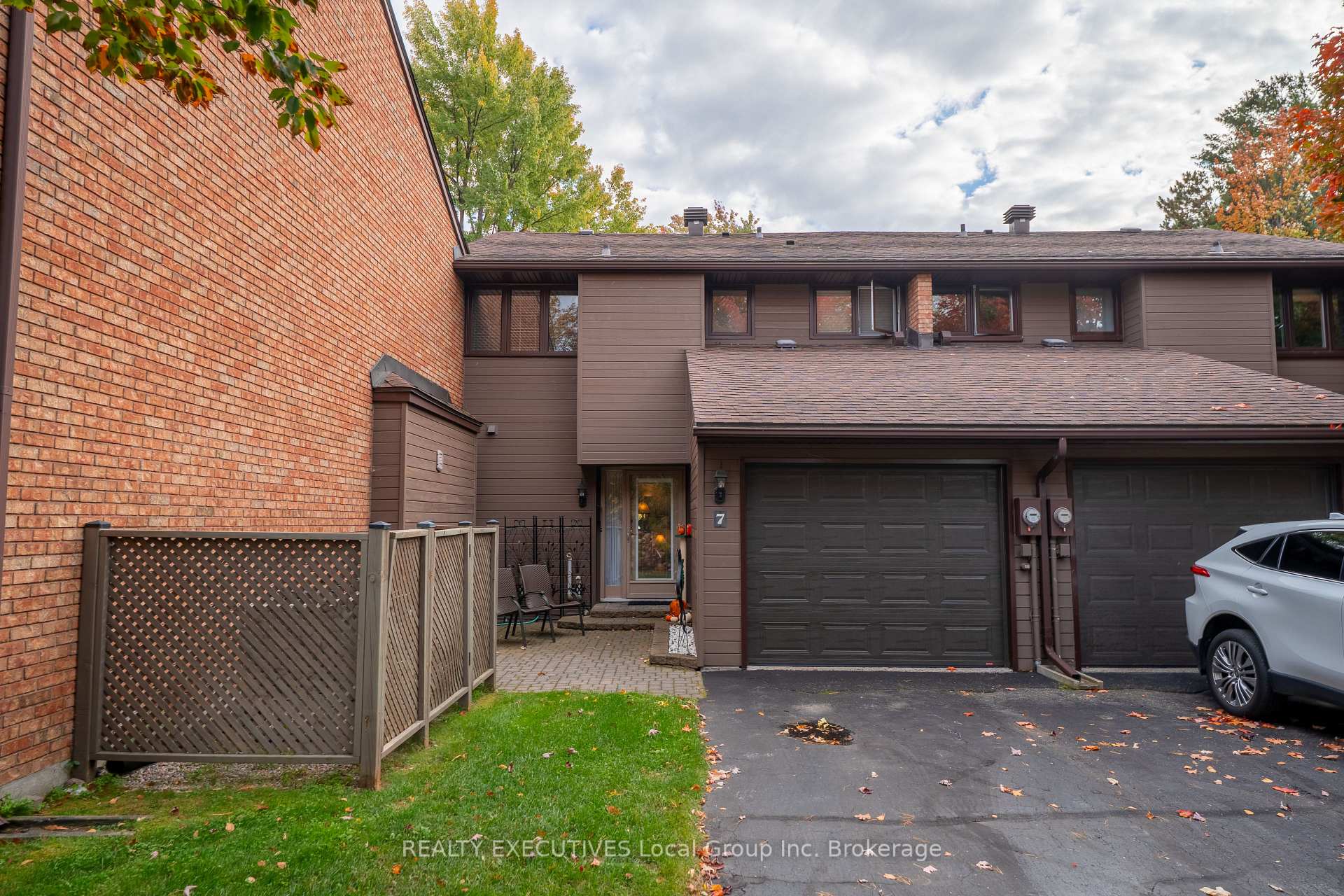 Photo 3 of Unit 7, 555 Main Street S, Callander — HOMEH