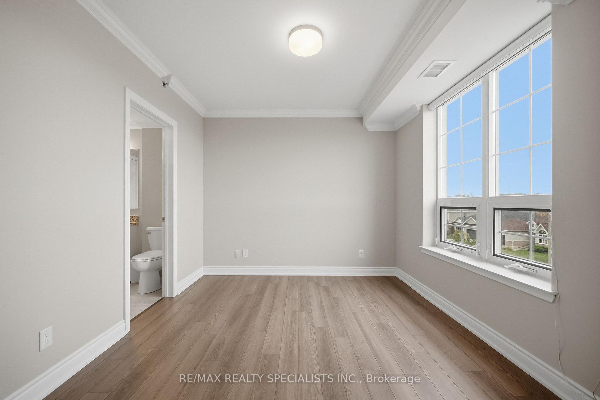 Photo 13 of Unit 304, 21 Brookhouse Drive, Clarington, Newcastle — HOMEH