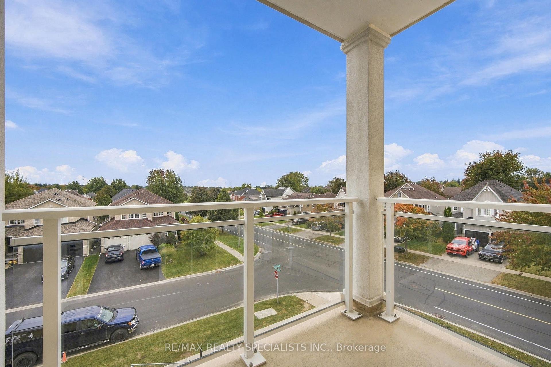 Photo 21 of Unit 304, 21 Brookhouse Drive, Clarington, Newcastle — HOMEH