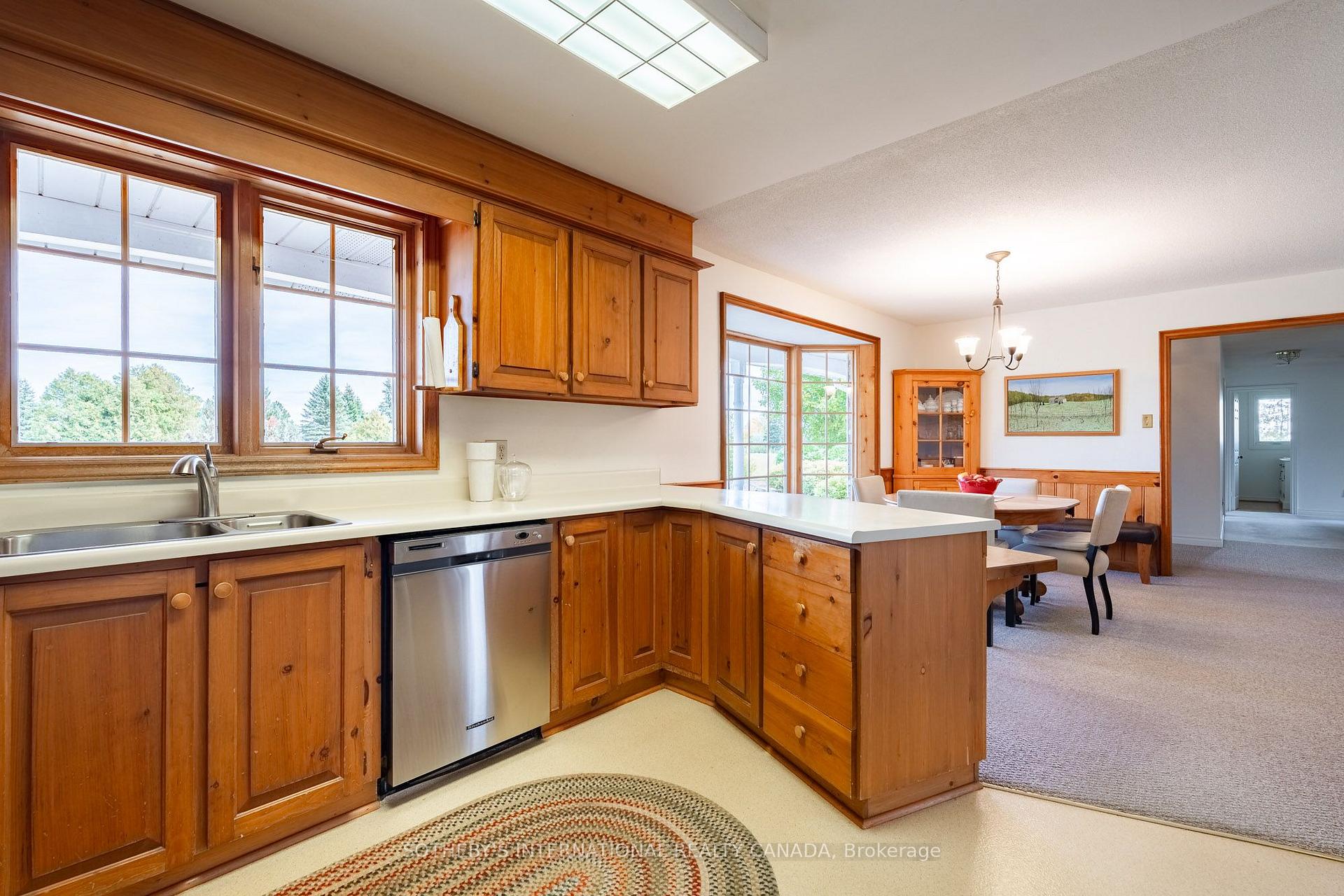 Photo 13 of 6055 17th Side Road, King, Rural King — HOMEH