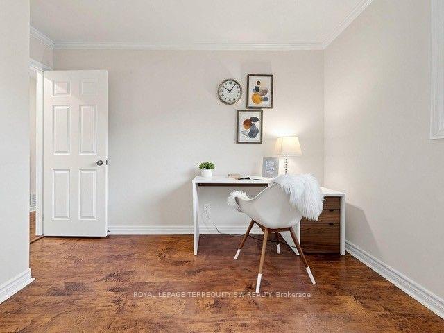 Photo 17 of 12 Sir Pellias Terrace, Markham, Markham Village — HOMEH