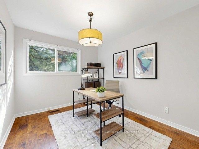 Photo 18 of 12 Sir Pellias Terrace, Markham, Markham Village — HOMEH