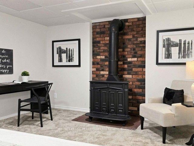 Photo 31 of 12 Sir Pellias Terrace, Markham, Markham Village — HOMEH