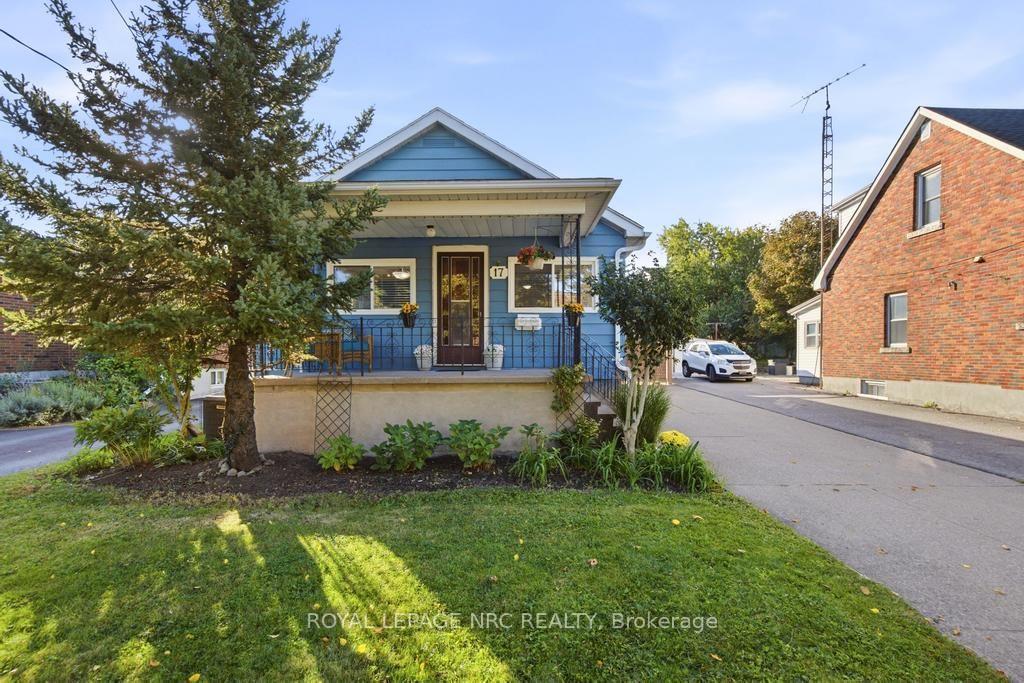 Photo 2 of 17 Wanda Road, St. Catharines, Burleigh Hill — HOMEH