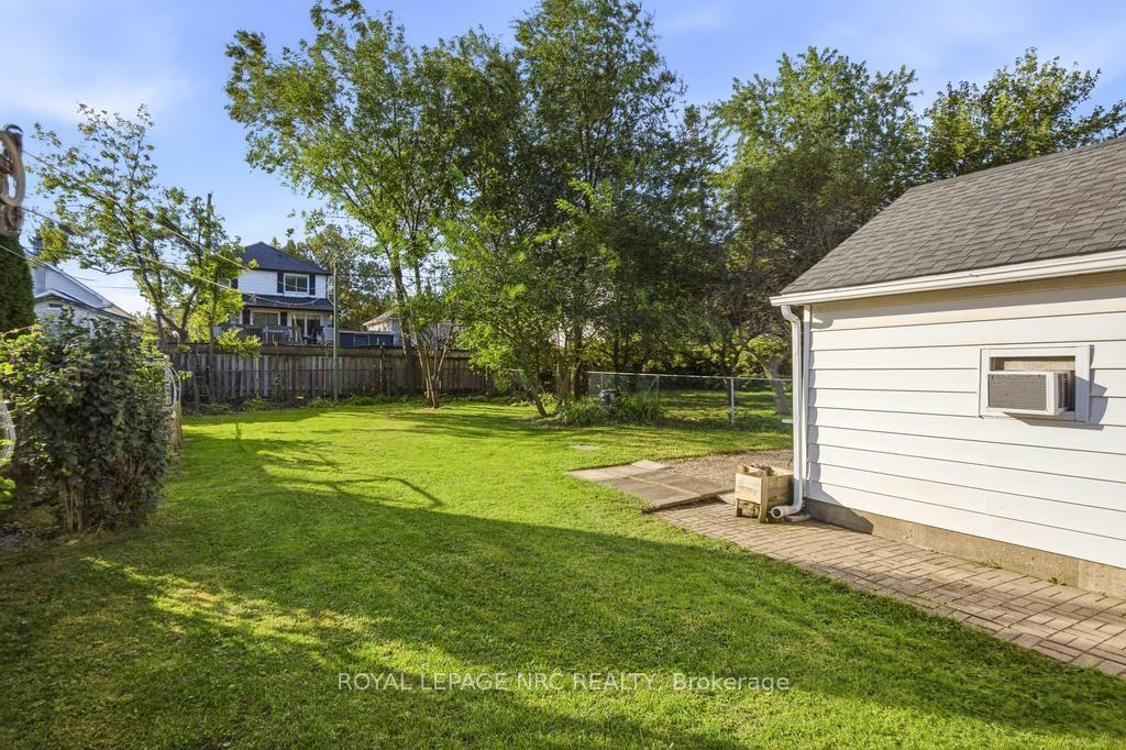 Photo 26 of 17 Wanda Road, St. Catharines, Burleigh Hill — HOMEH
