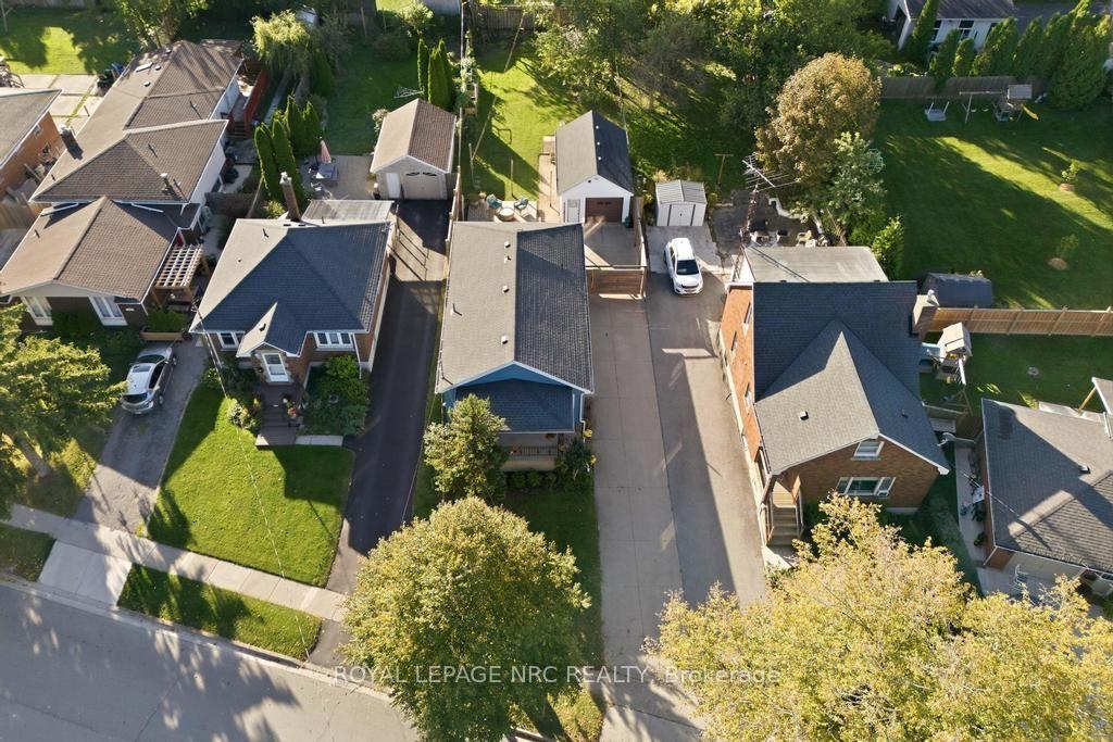 Photo 31 of 17 Wanda Road, St. Catharines, Burleigh Hill — HOMEH