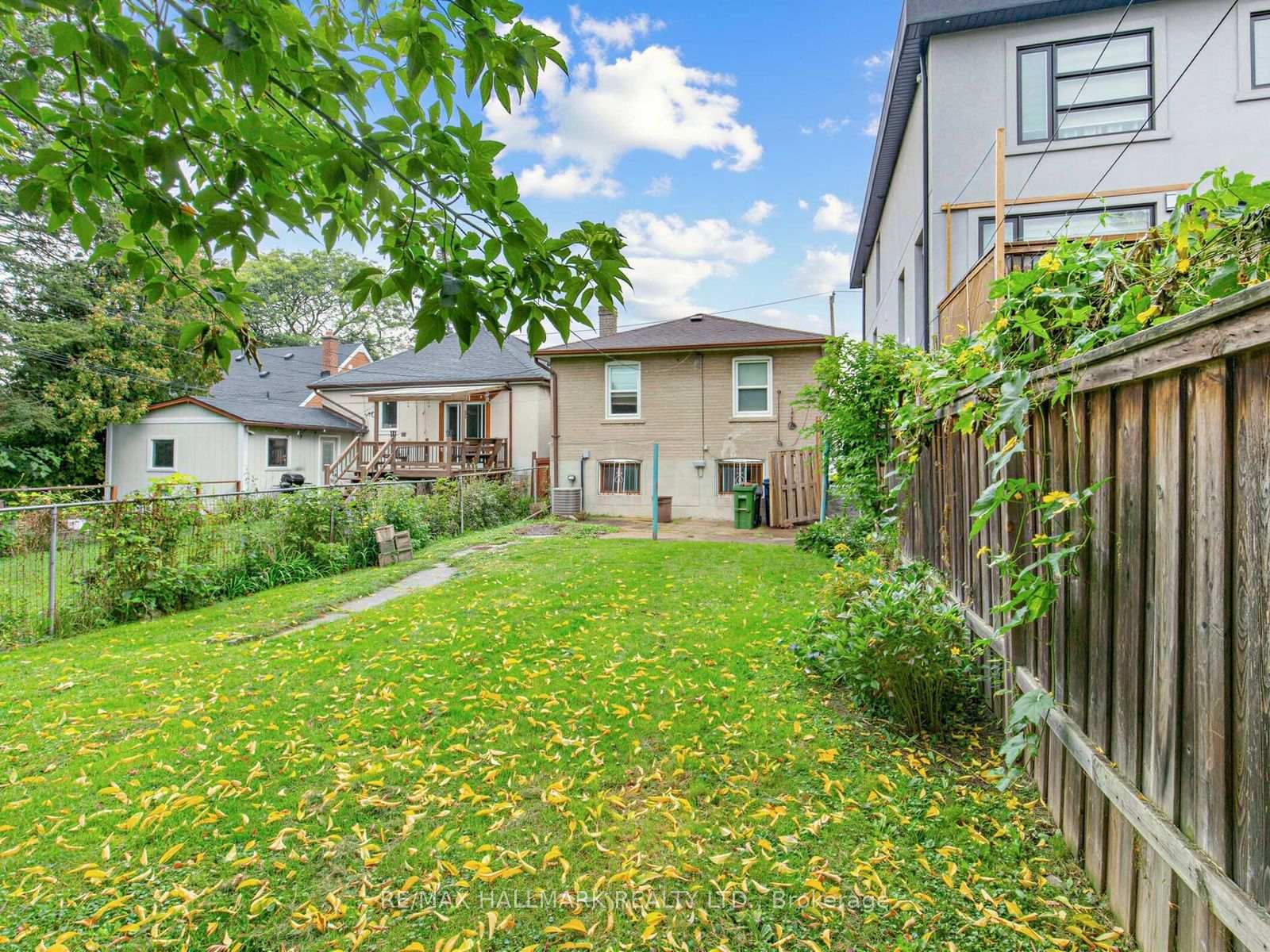 Photo 6 of 65 Holmstead Avenue, Toronto, O'Connor-Parkview — HOMEH