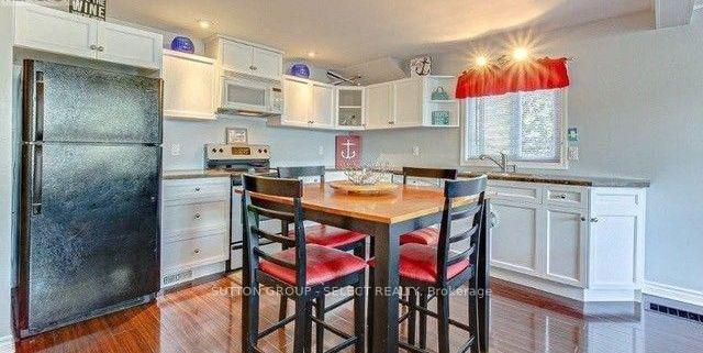 Photo 3 of 439 Edith Cavell Boulevard, Central Elgin, Port Stanley — HOMEH