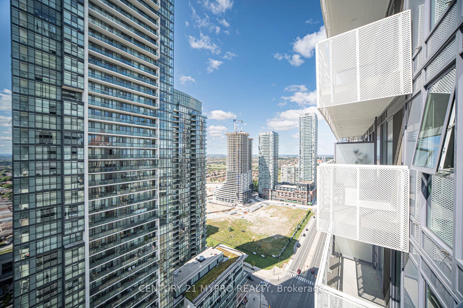 Photo 6 of Unit 2801, 4065 Confederation Parkway, Mississauga, City Centre — HOMEH