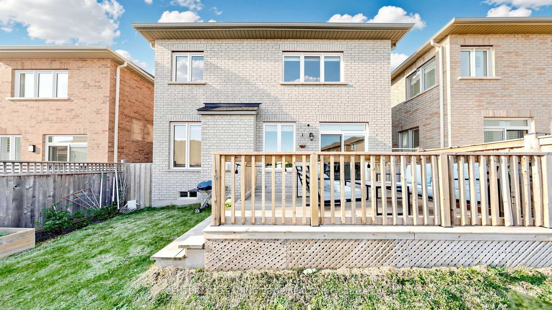 Photo 42 of 80 Maria Road, Markham, Wismer — HOMEH