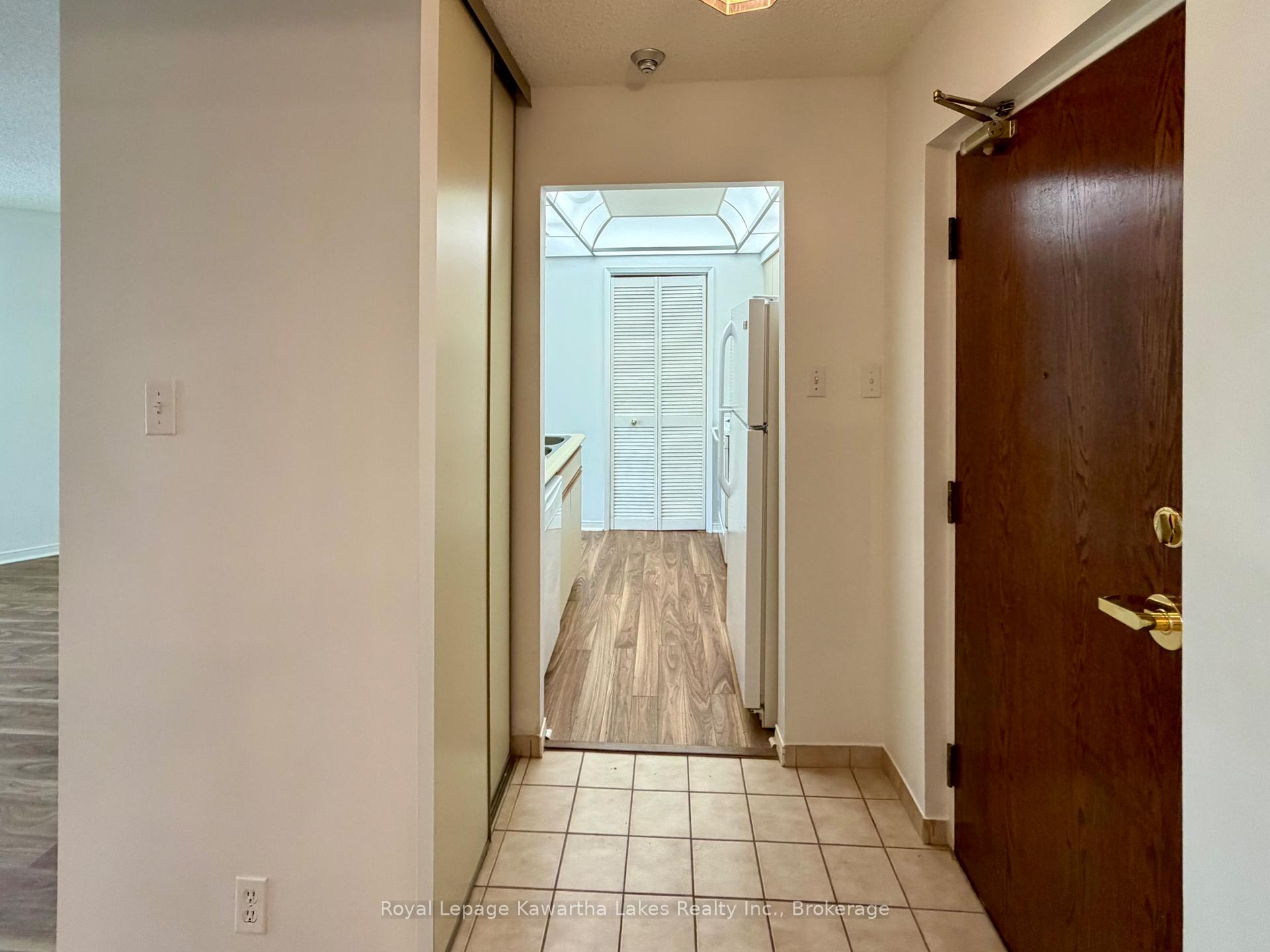 Photo 8 of Unit 303, 4 Heritage Way, Kawartha Lakes, Lindsay — HOMEH