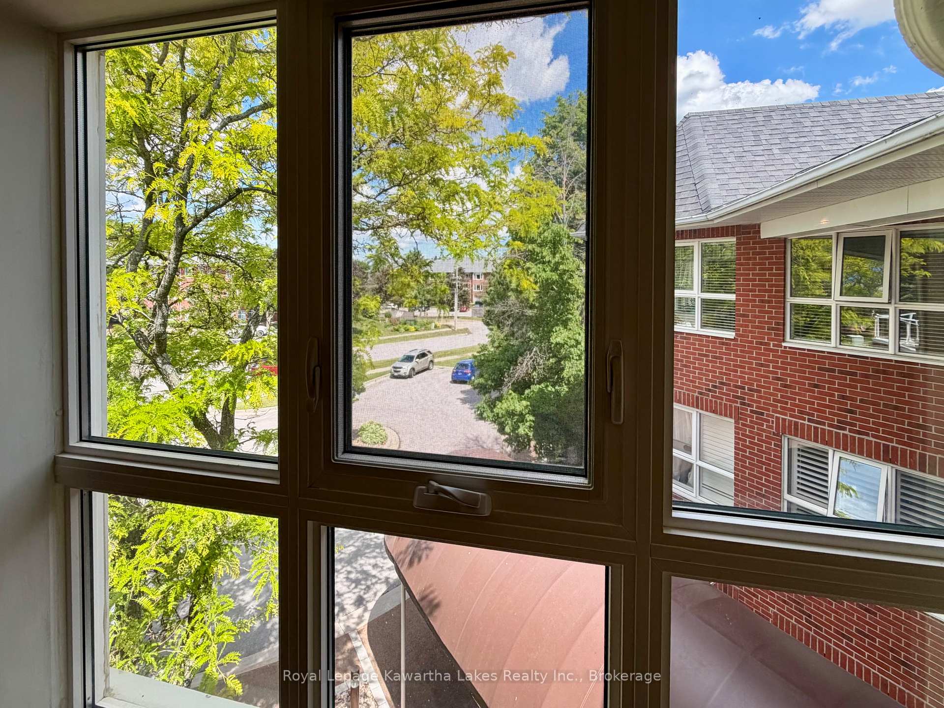 Photo 12 of Unit 303, 4 Heritage Way, Kawartha Lakes, Lindsay — HOMEH